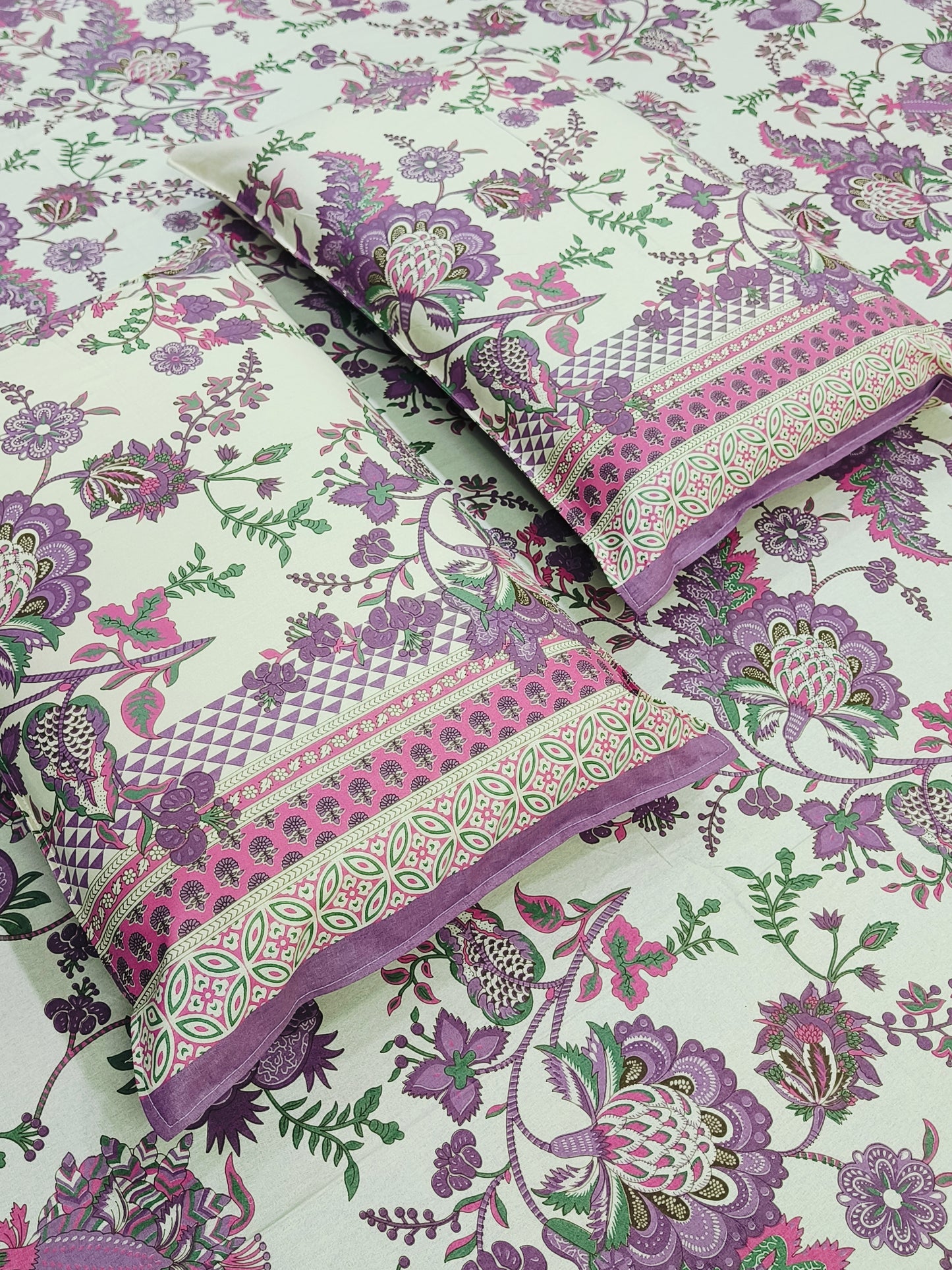 Floral Sadabahaar Bedsheets(Dispatch Time 24 Hours)