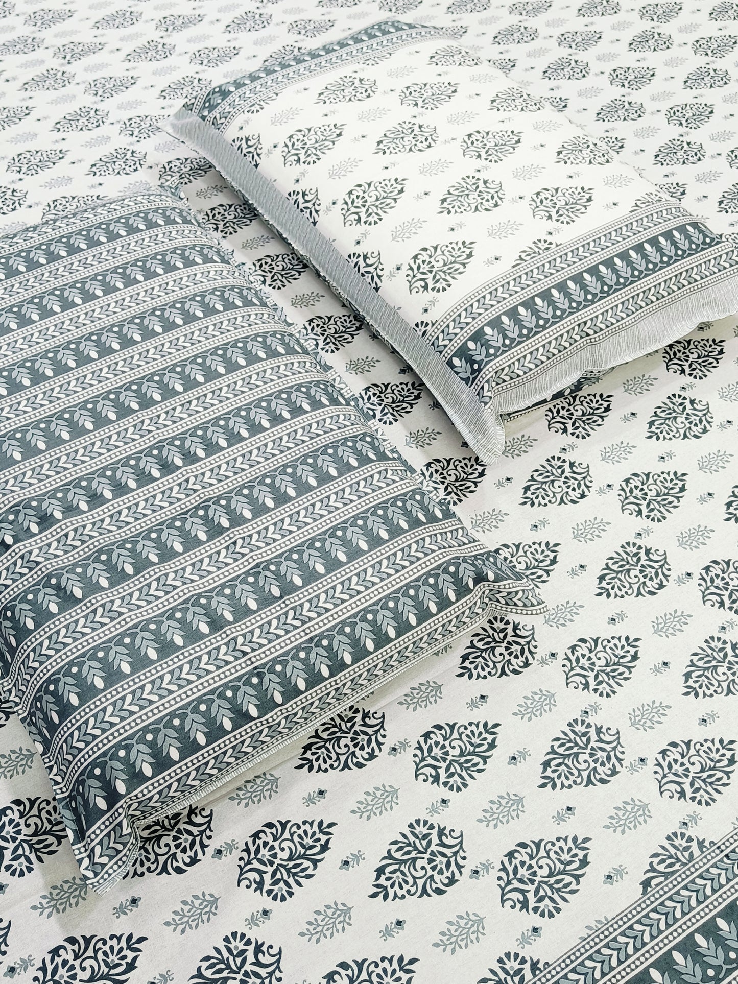 QUEEN Fitted Sheet