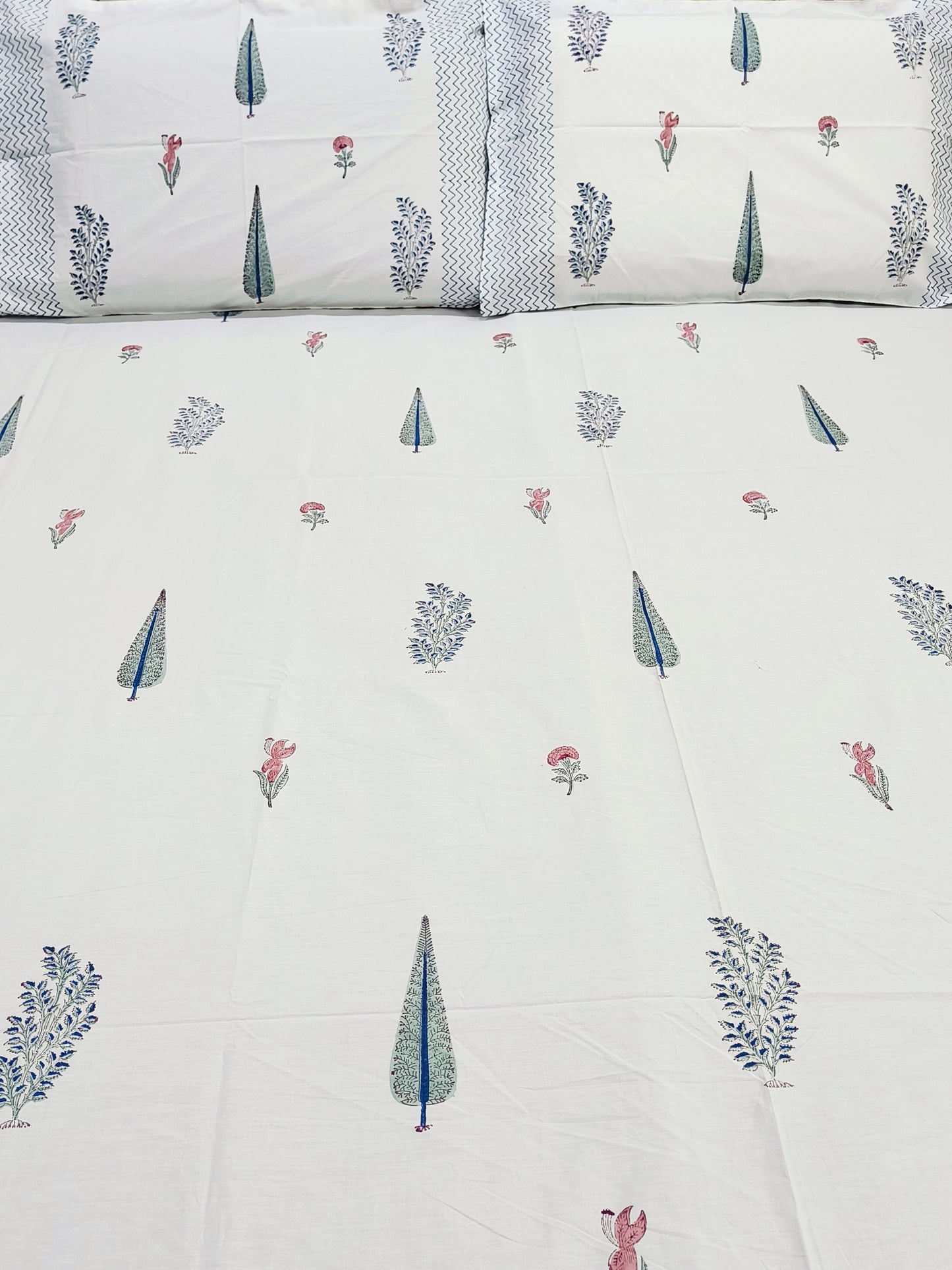 Handblock Printed Premium Bedsheets (Dispatch Time 24 Hours)