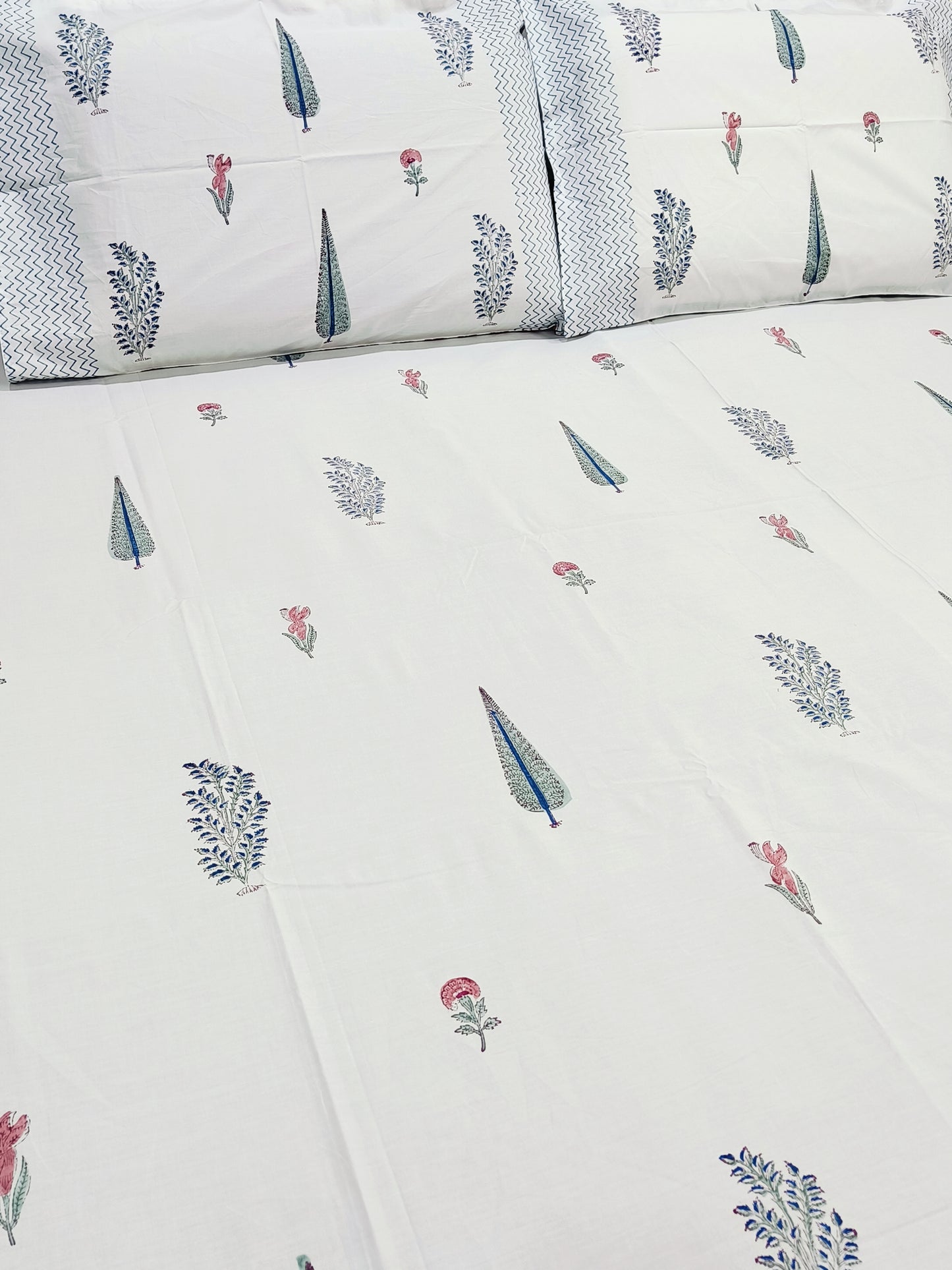 Handblock Printed Premium Bedsheets (Dispatch Time 24 Hours)