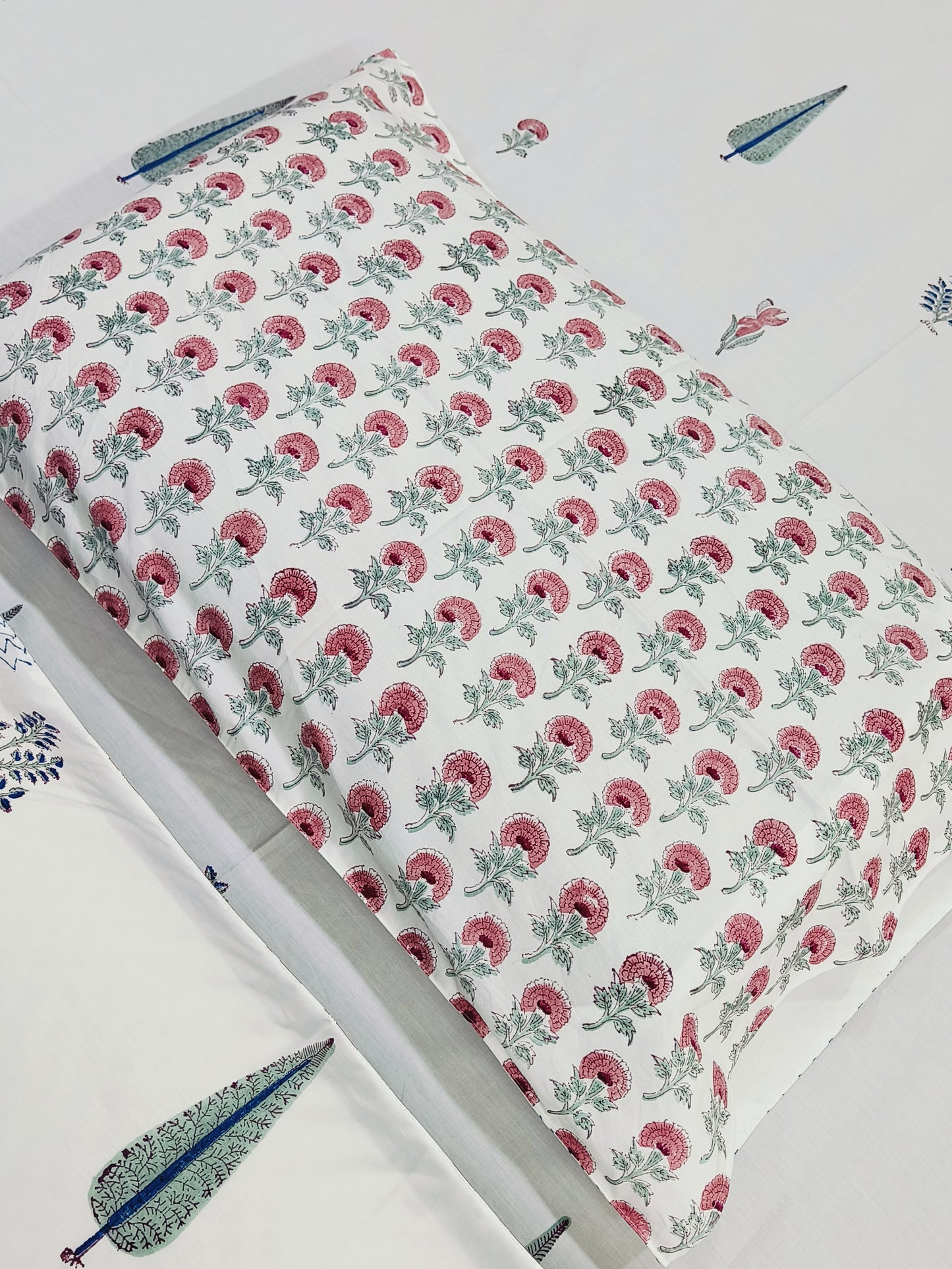 QUEEN Fitted Sheet