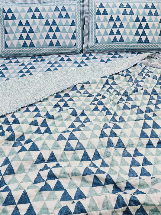 Bedding Sets with Quilts