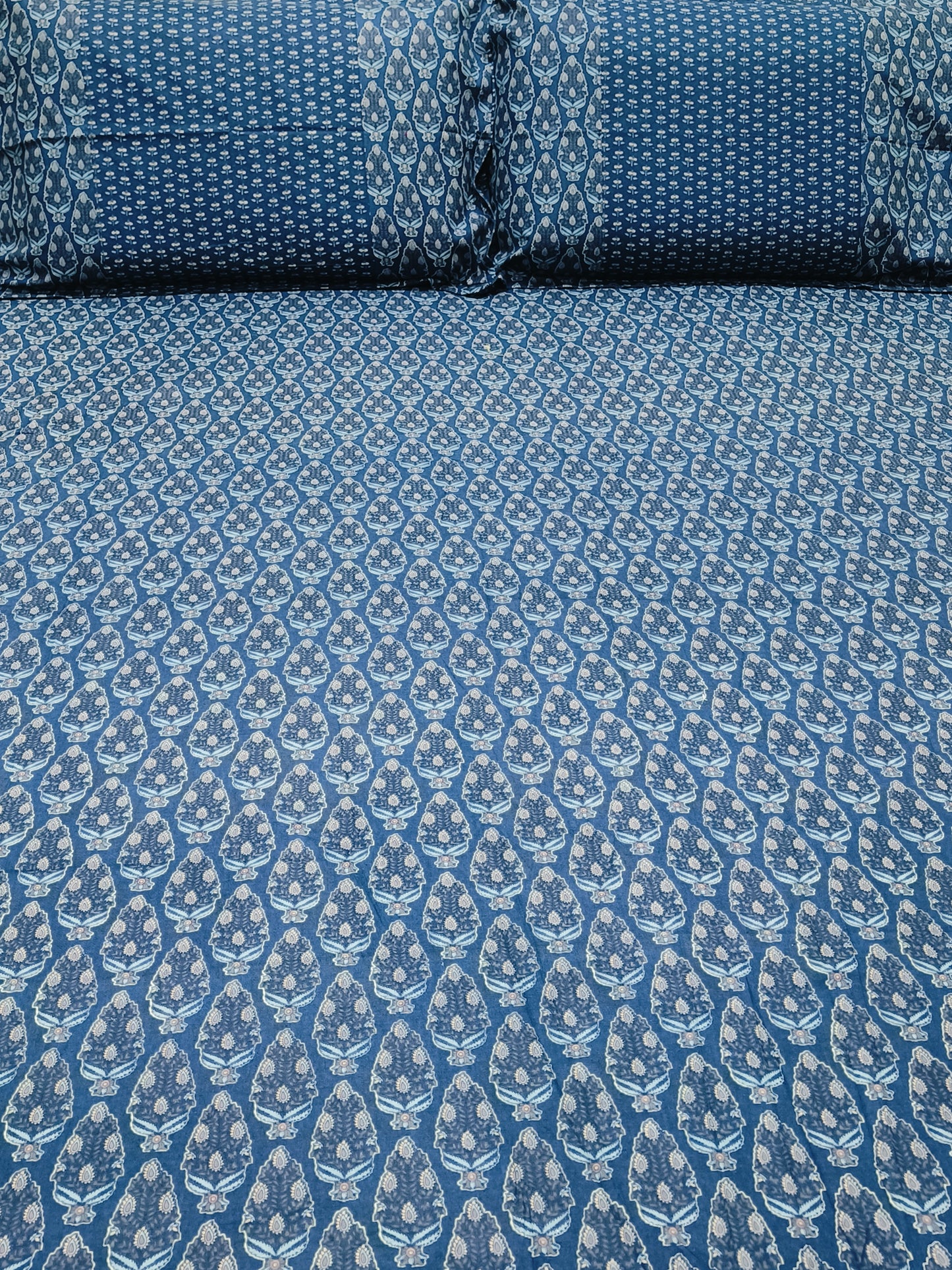 FRESH ARRIVALS Gulbahaar King Size Bedsheets(Dispatch Time 24 Hours)