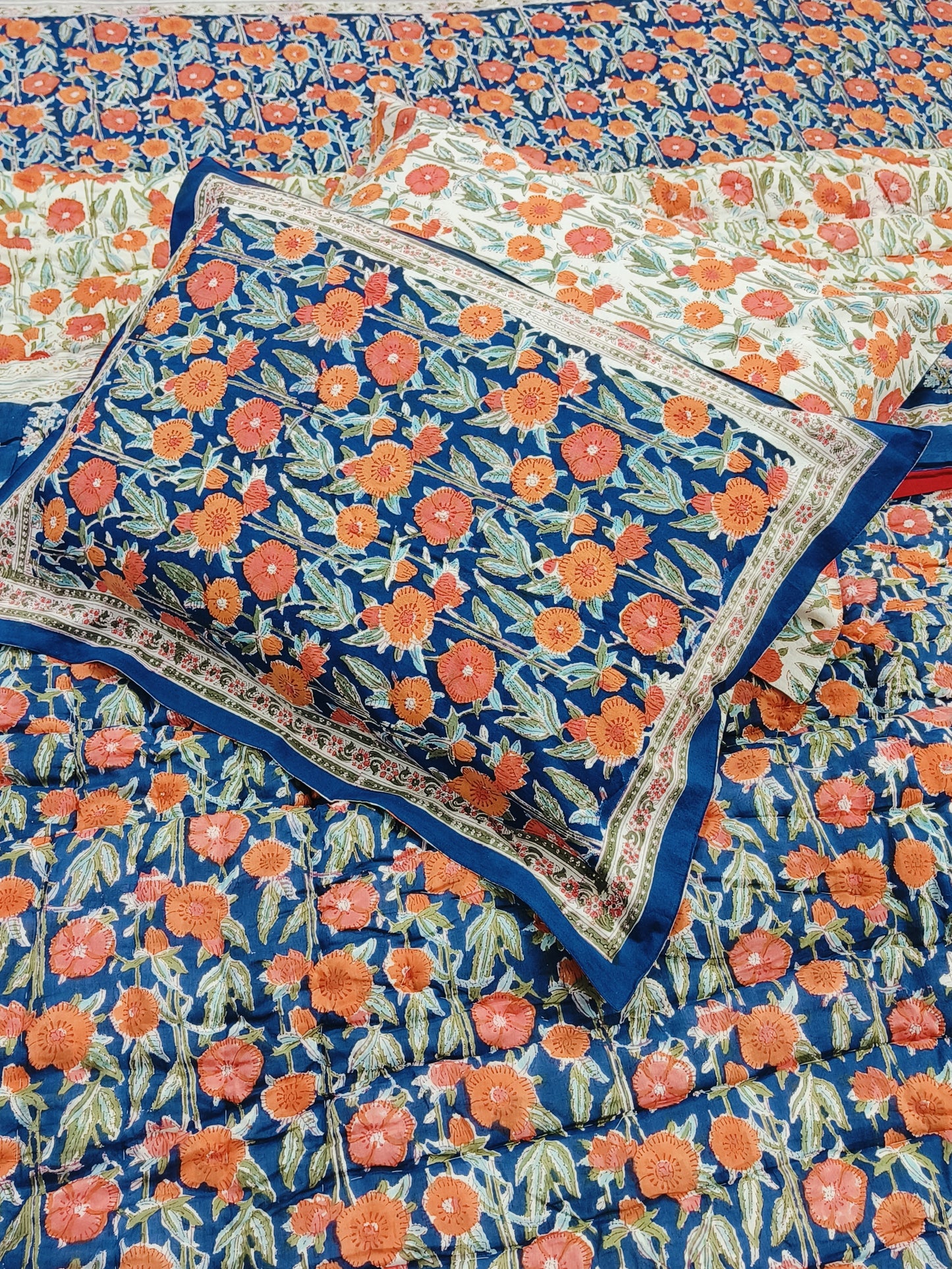 Bedding Sets with Quilts