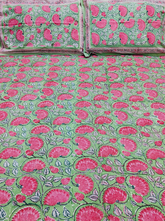 Bedsheet With King Size Pillow Cases