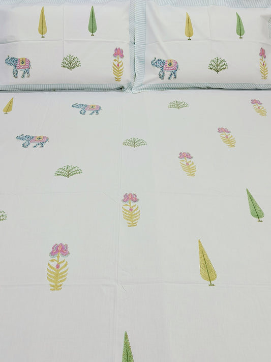 Bedsheet With King Size Pillow Cases