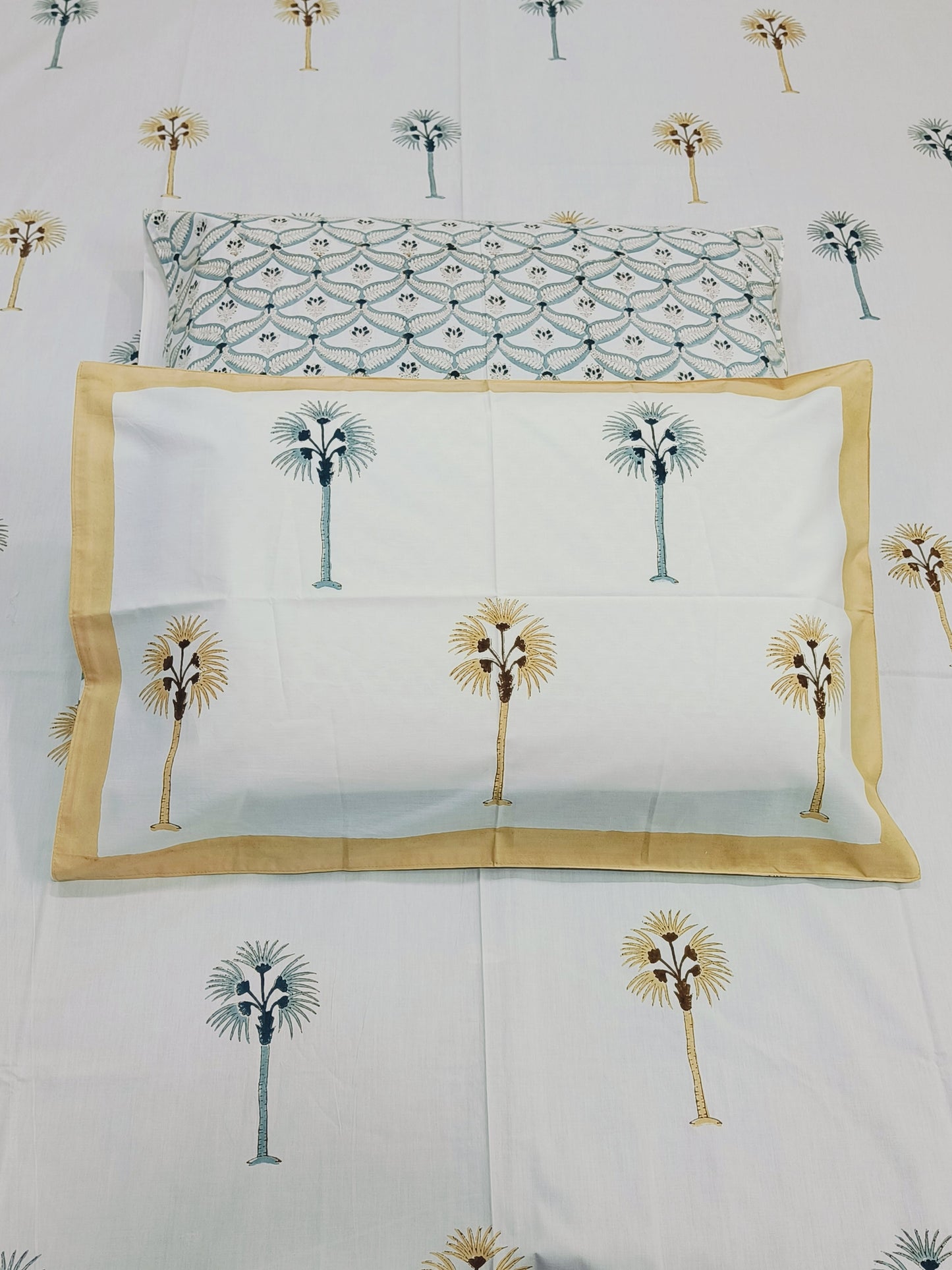 QUEEN Fitted Sheet