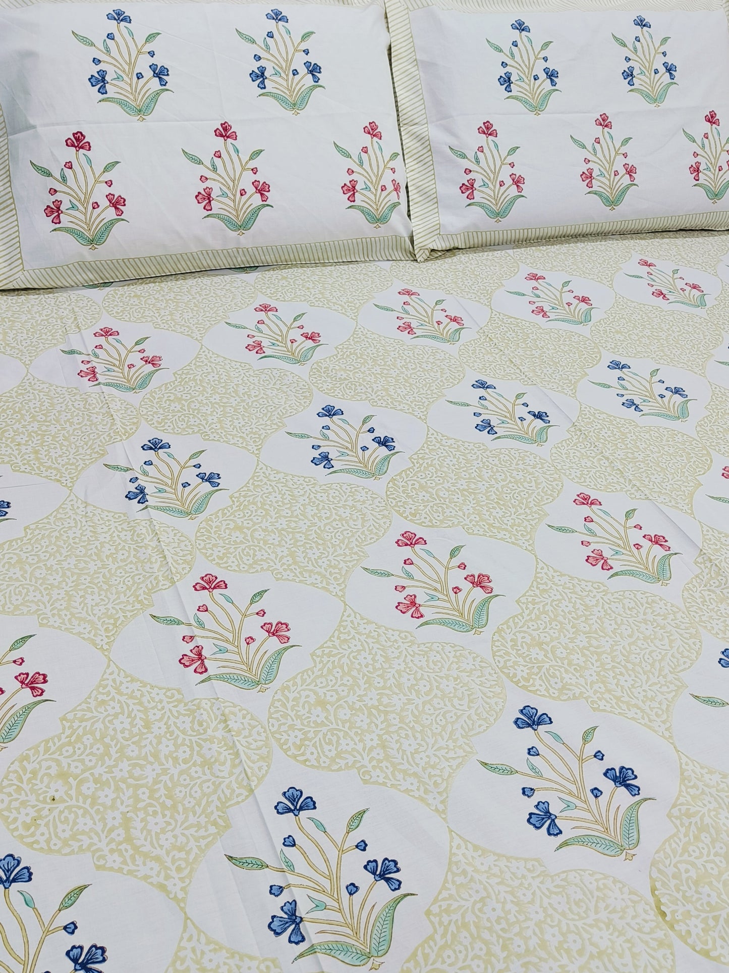 QUEEN Fitted Sheet