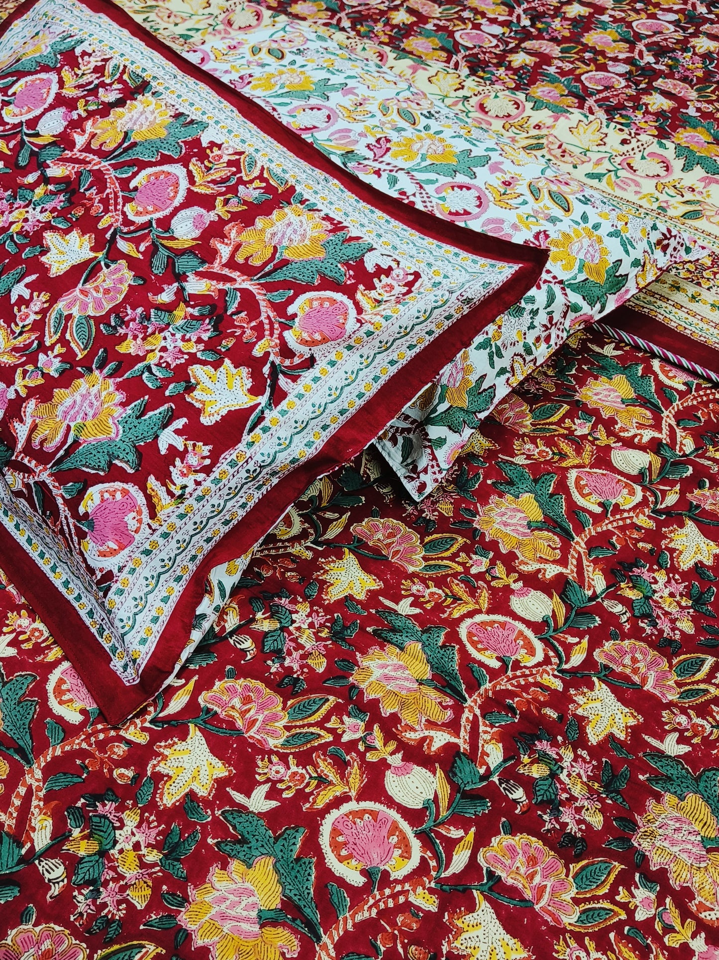 Bedding sets with Dohars