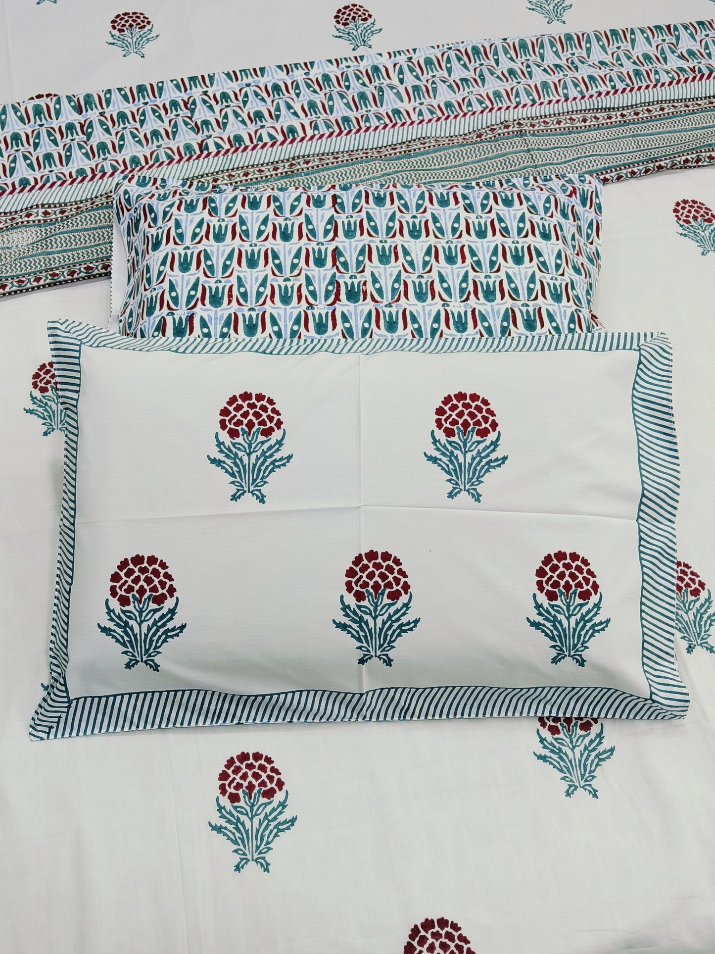Bedding sets with Dohars