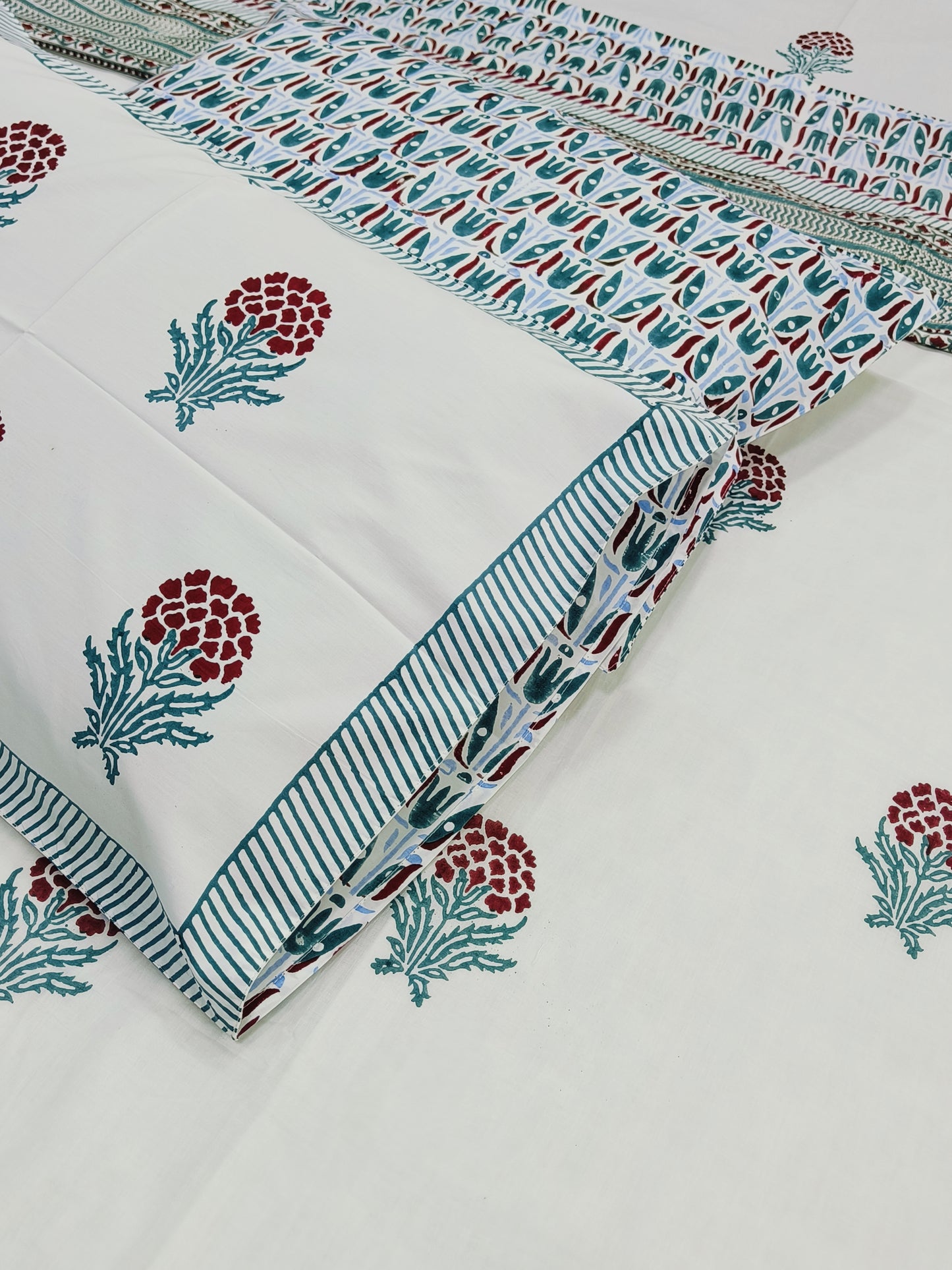 Bedding sets with Dohars