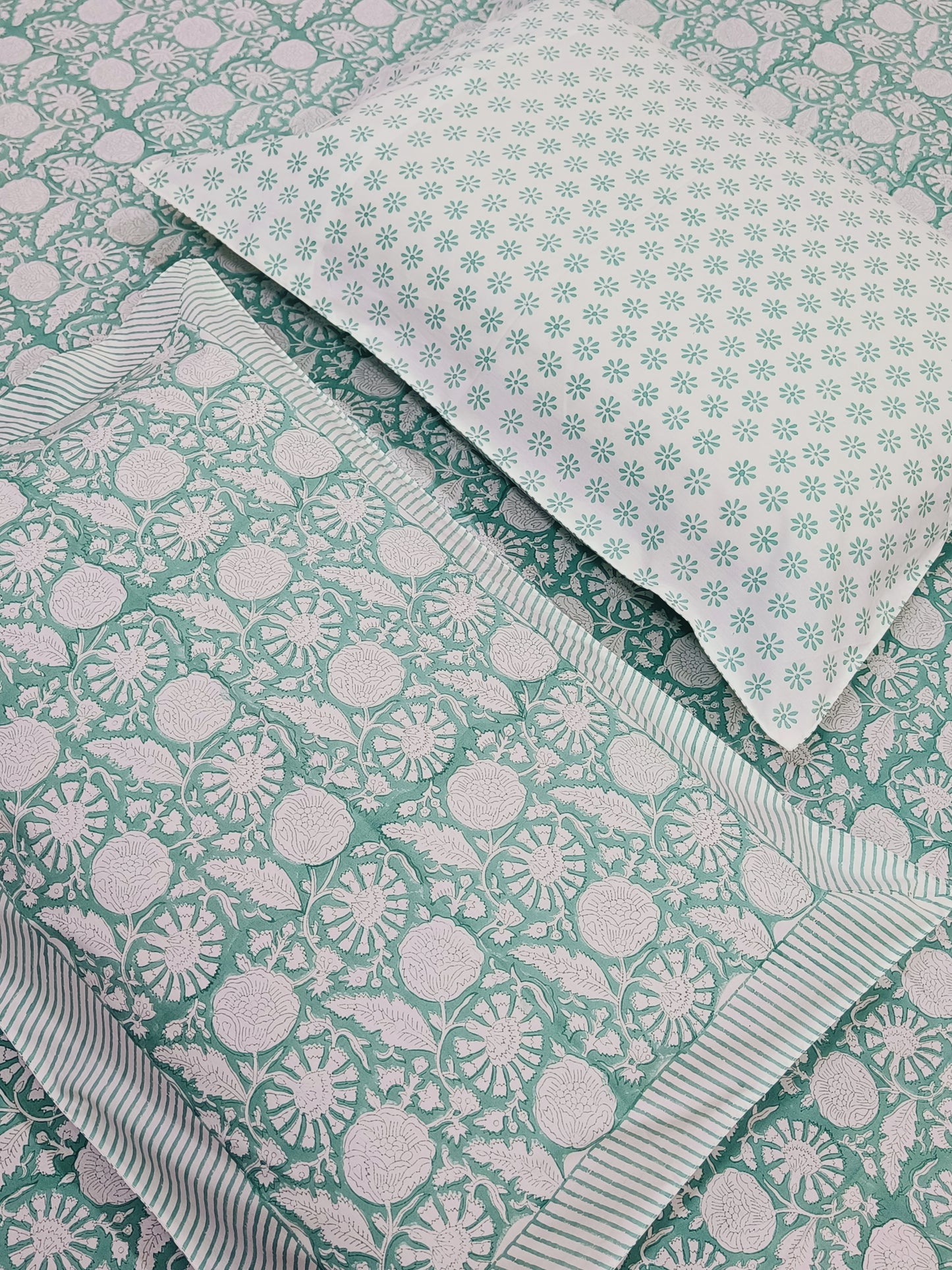 Handblock Printed Premium Bedsheets (Dispatch Time 24 Hours)