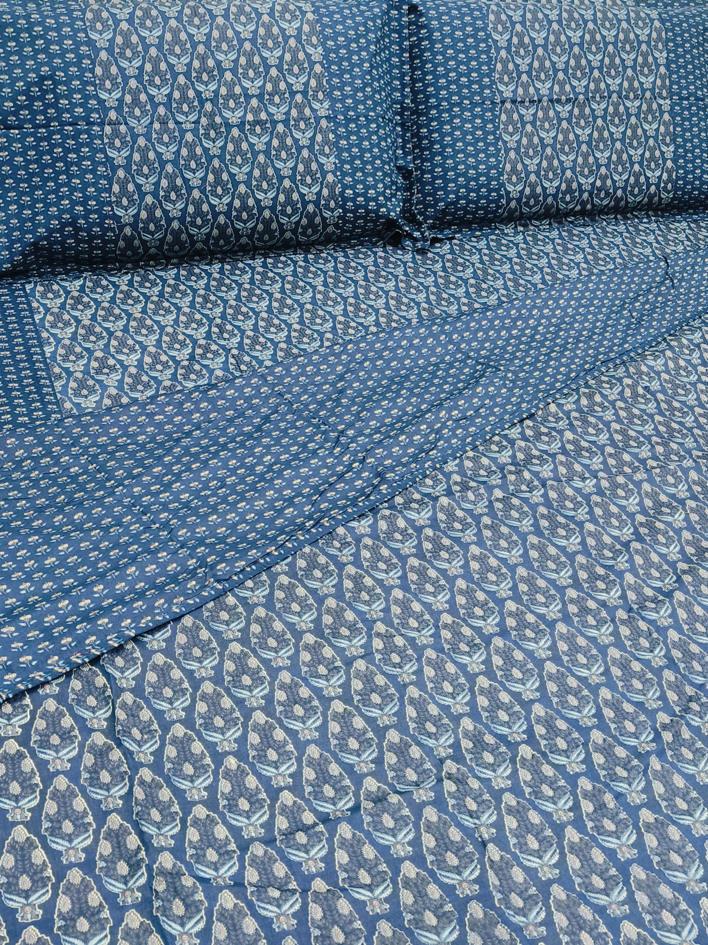 Bedding sets with Dohars
