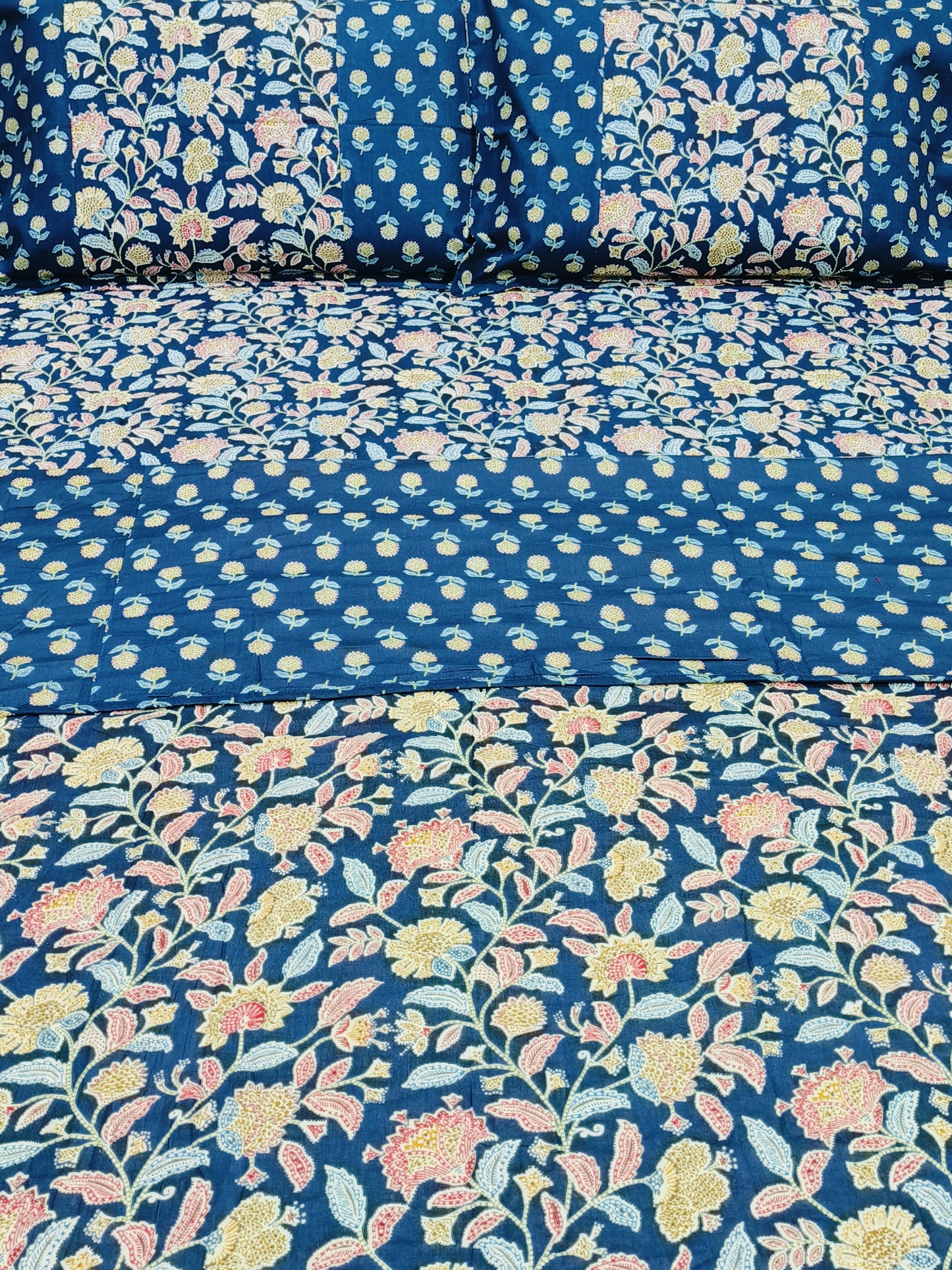 Bedding sets with Dohars