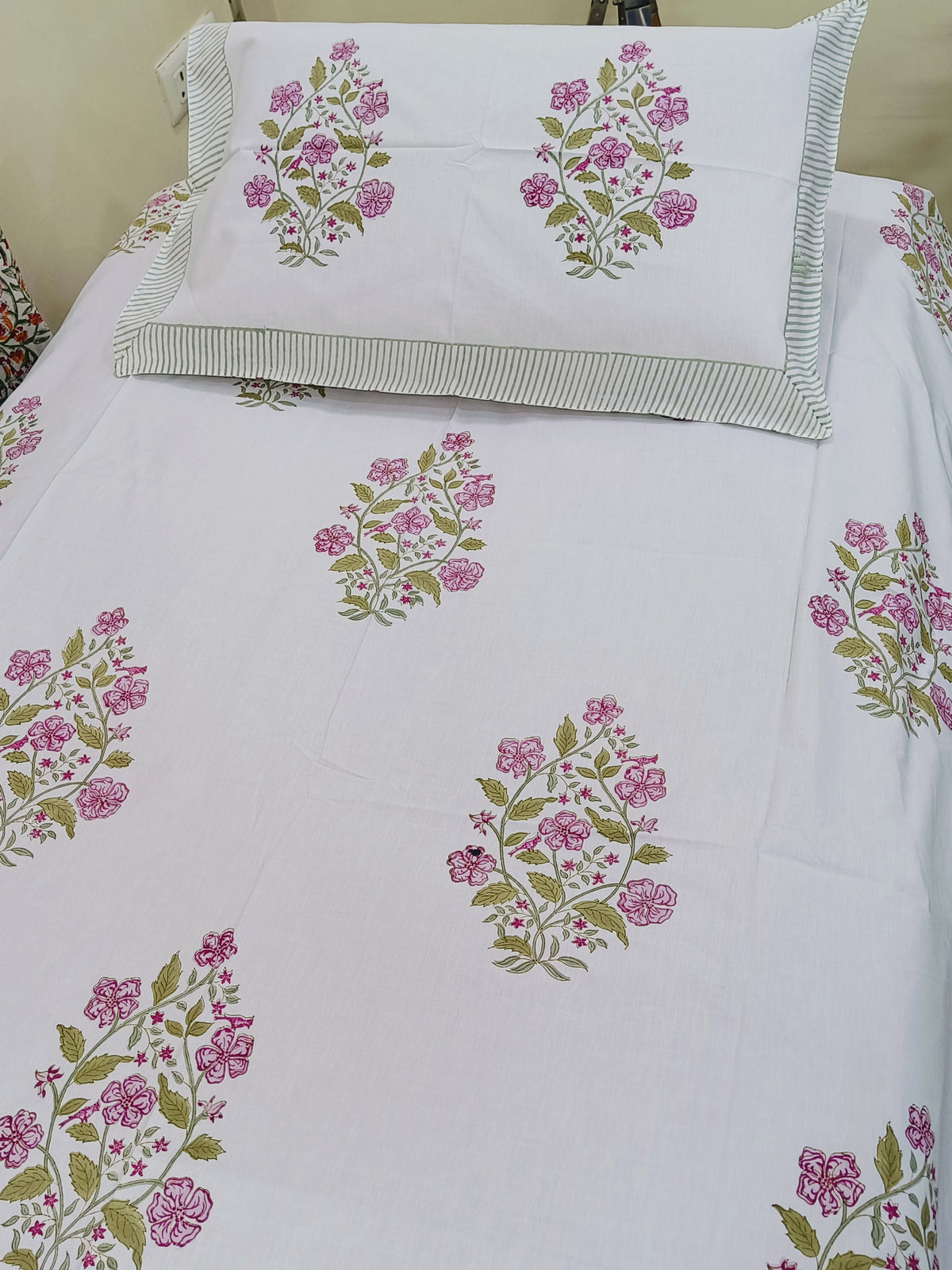 Twin Bedsheets/Single Bedsheets