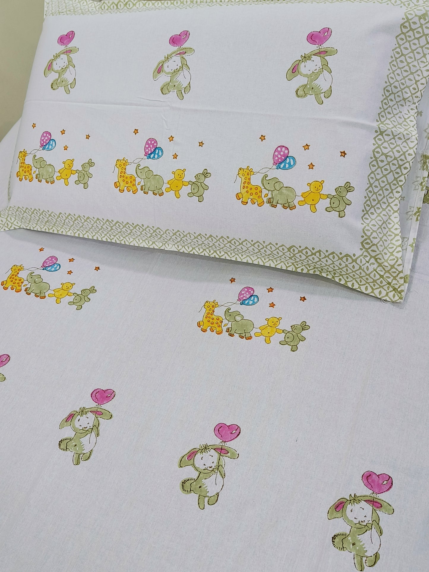 Twin Bedsheets/Single Bedsheets