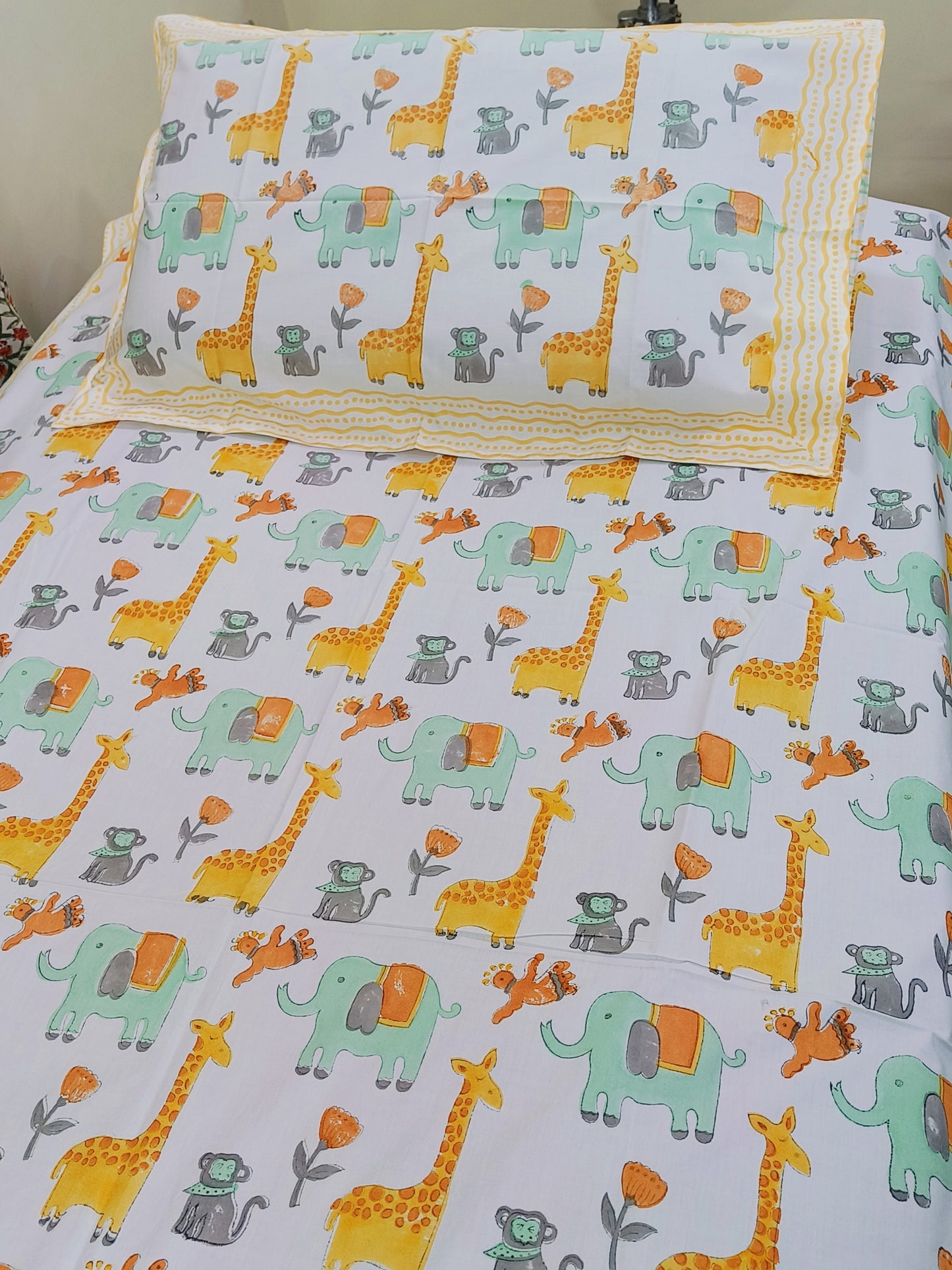 Twin Bedsheets/Single Bedsheets