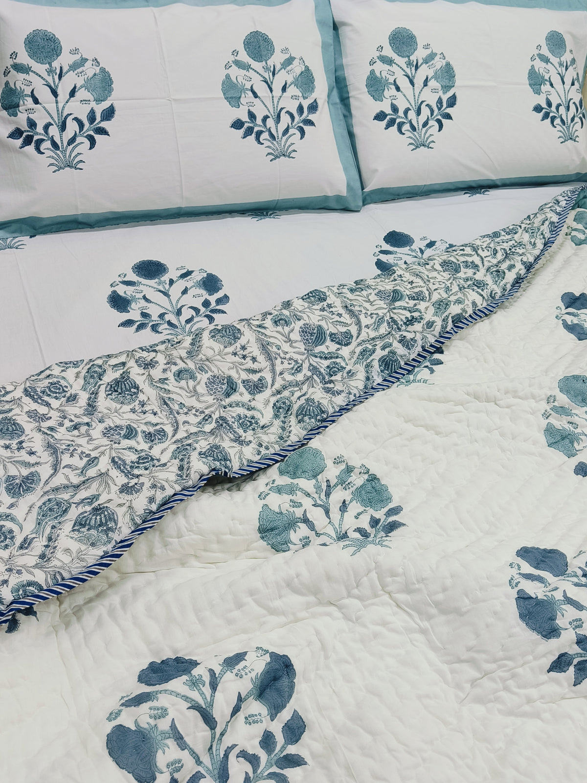 Bedding Sets with Quilts