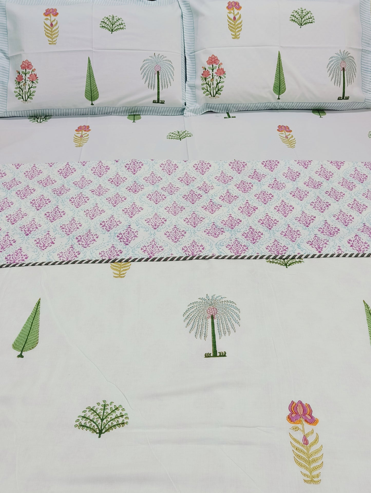 Bedding sets with Dohars