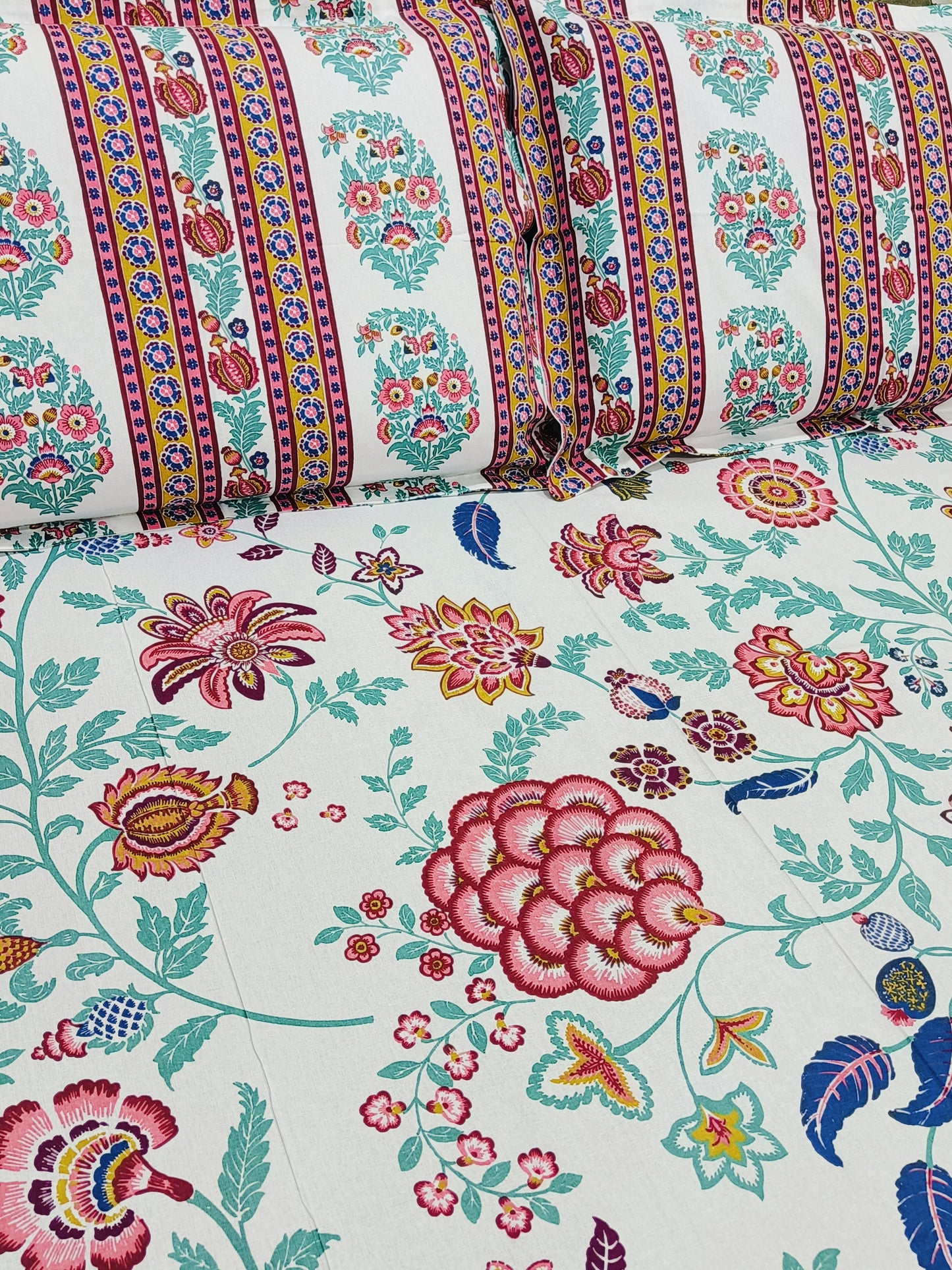 FRESH ARRIVAL! Floral Sadabahaar Bedsheets(Dispatch Time 24 Hours)