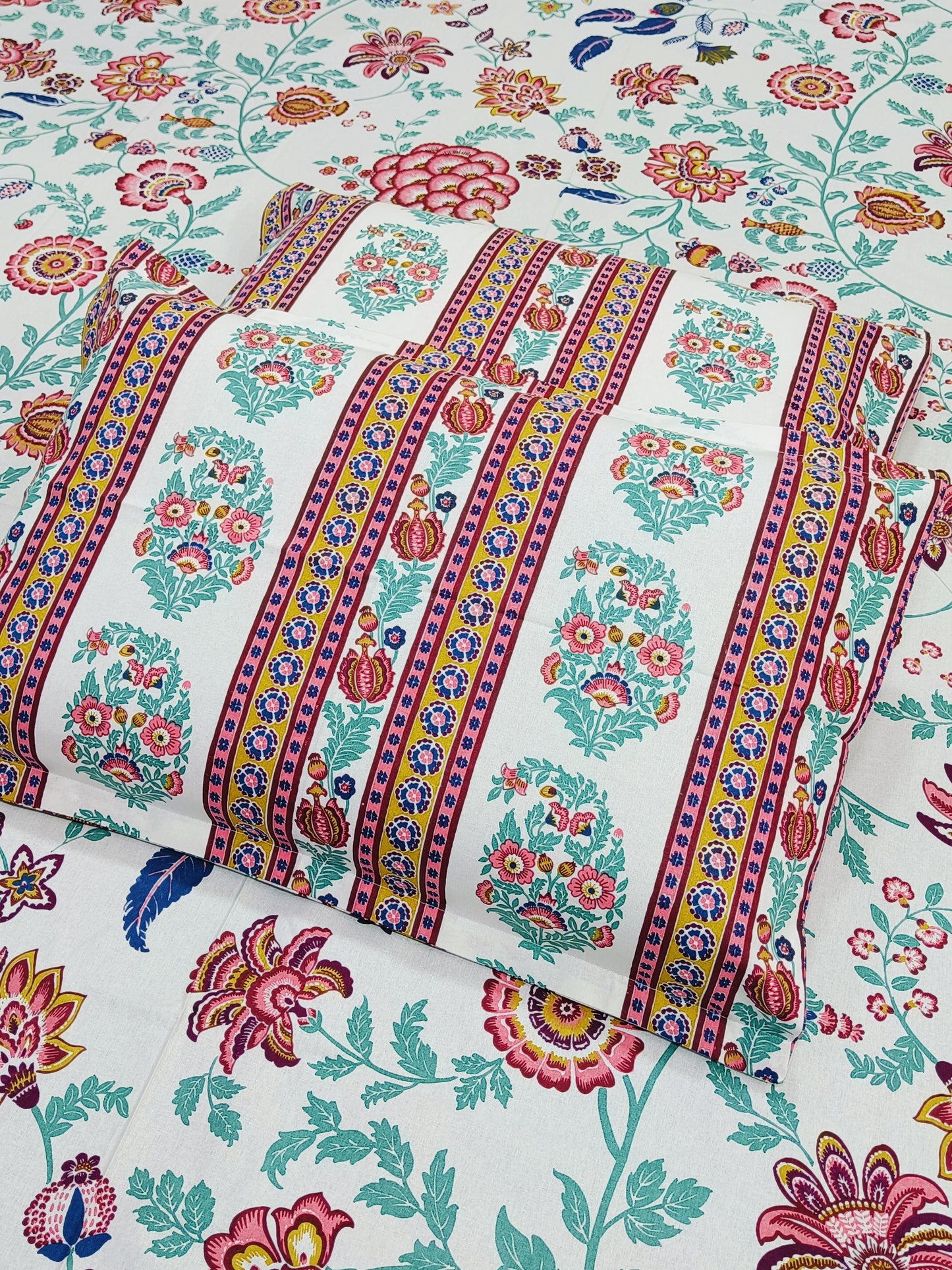 FRESH ARRIVAL! Floral Sadabahaar Bedsheets(Dispatch Time 24 Hours)