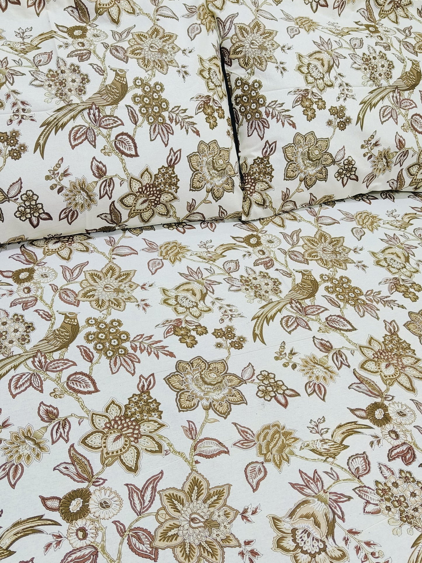 Floral Sadabahaar Bedsheets(Dispatch Time 24 Hours)