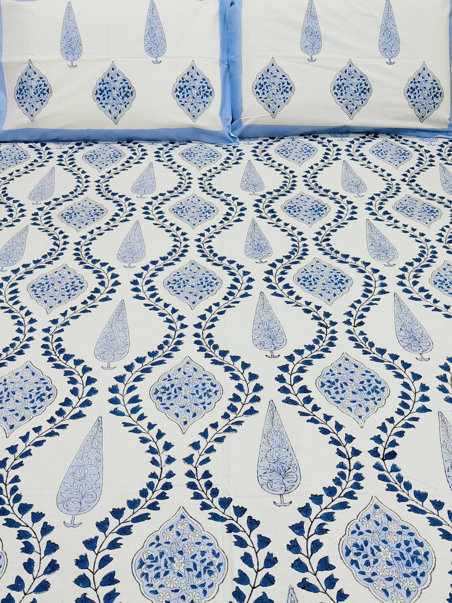 QUEEN Fitted Sheet