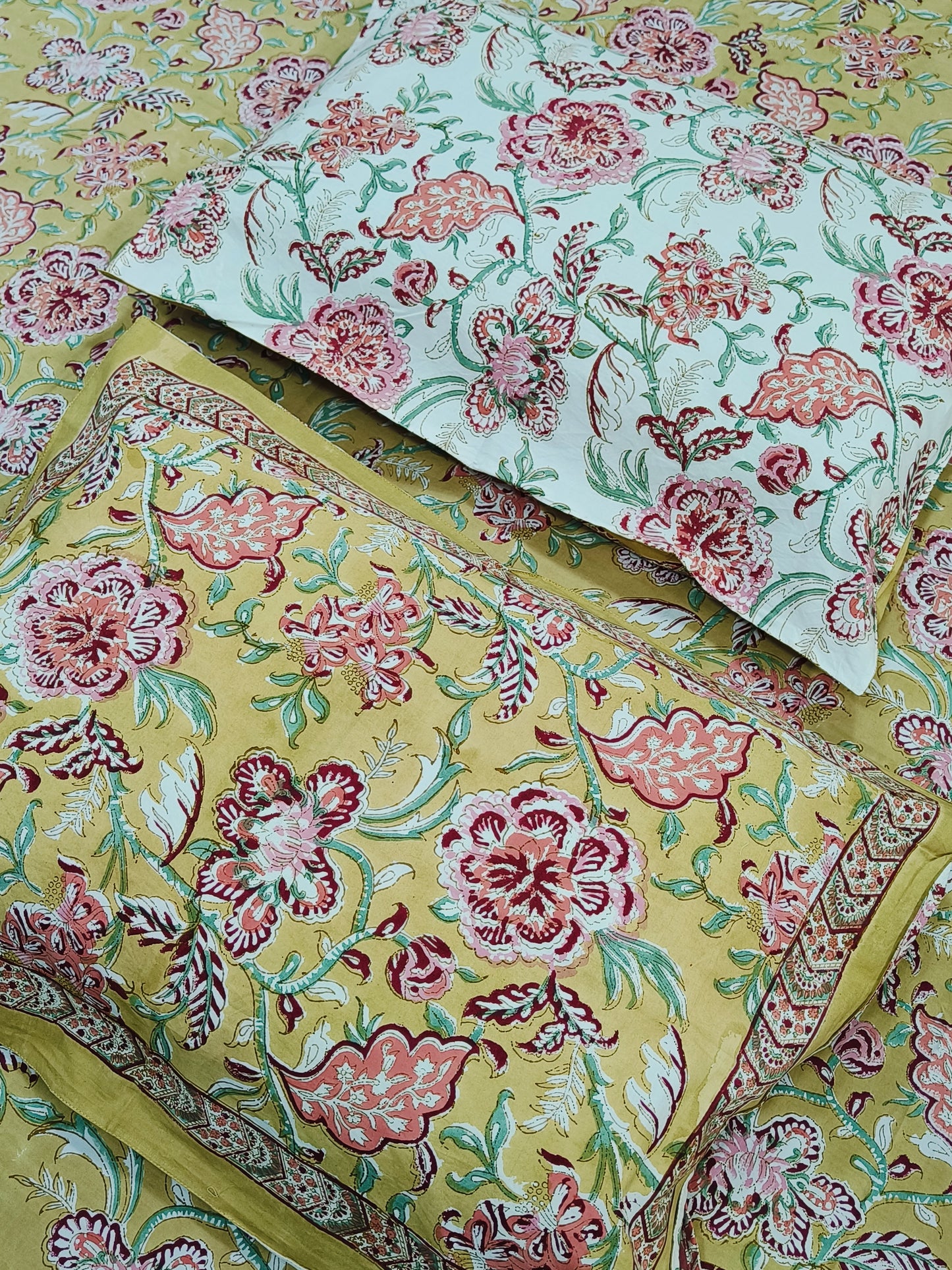 Handblock Printed Premium Bedsheets (Dispatch Time 24 Hours)