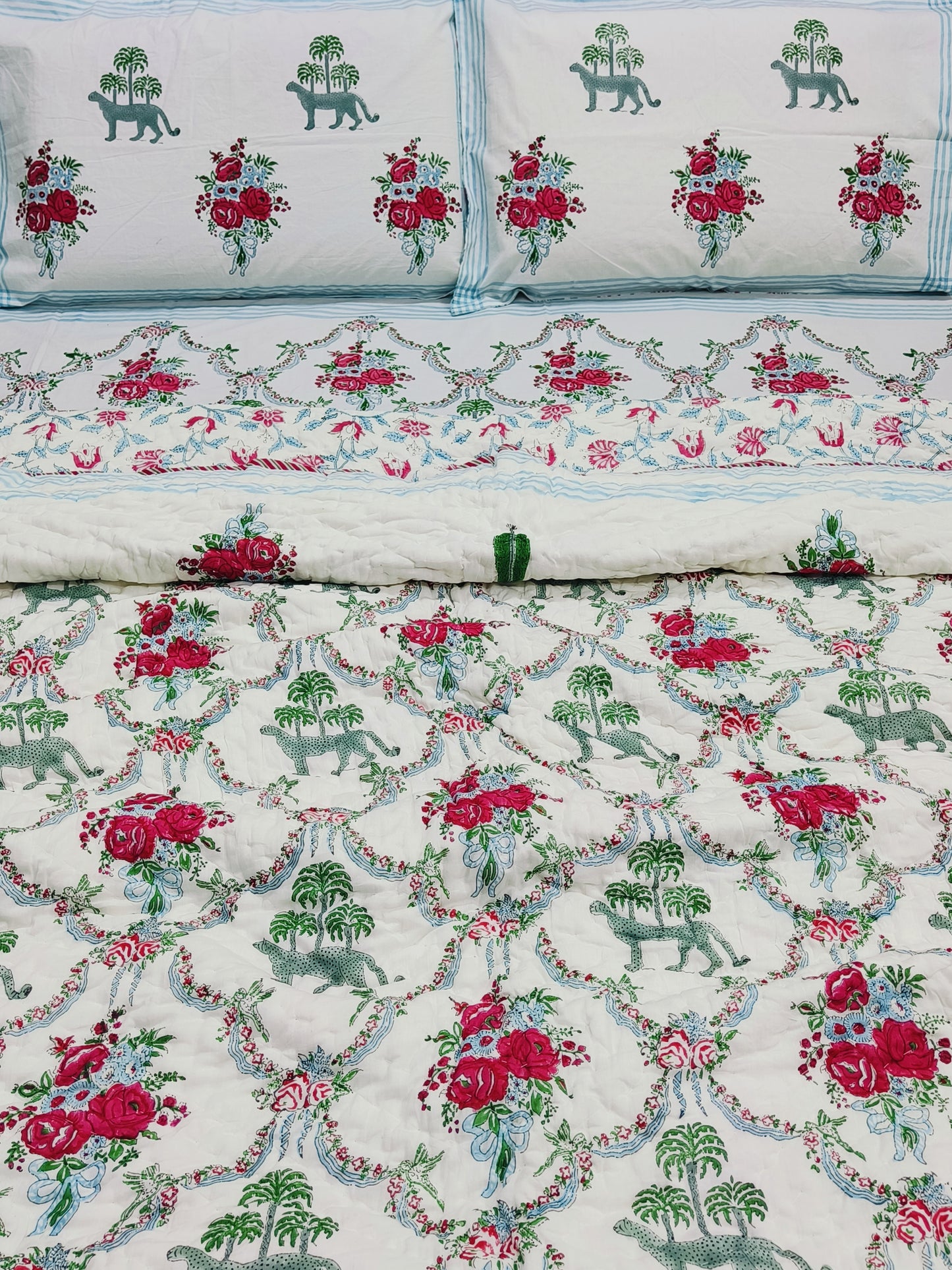 Bedding Sets with Quilts