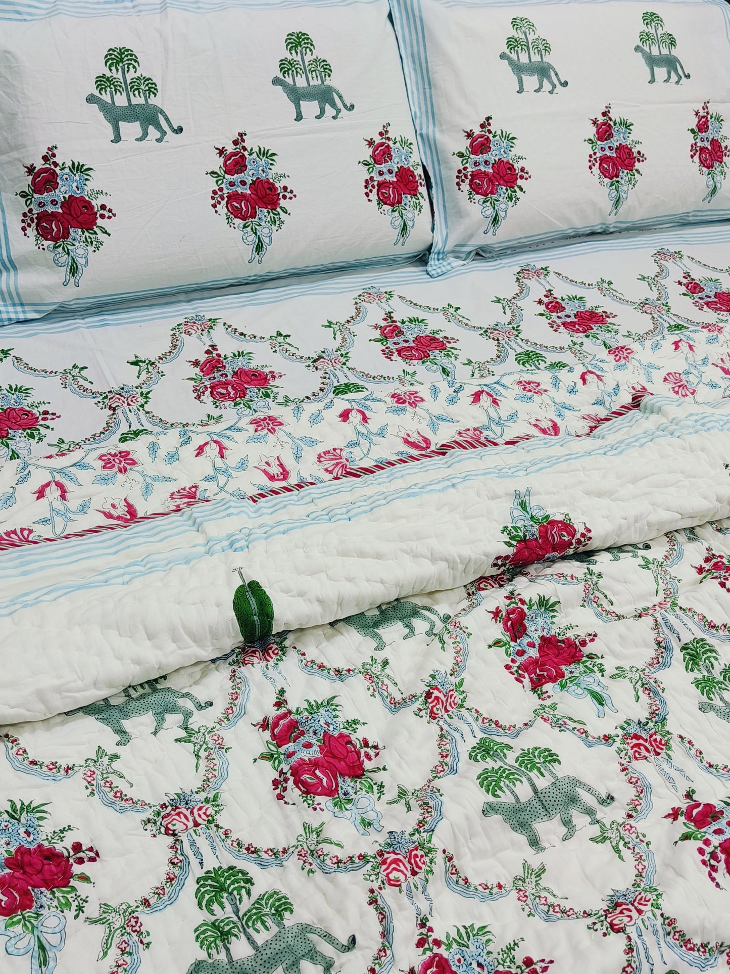 Bedding Sets with Quilts