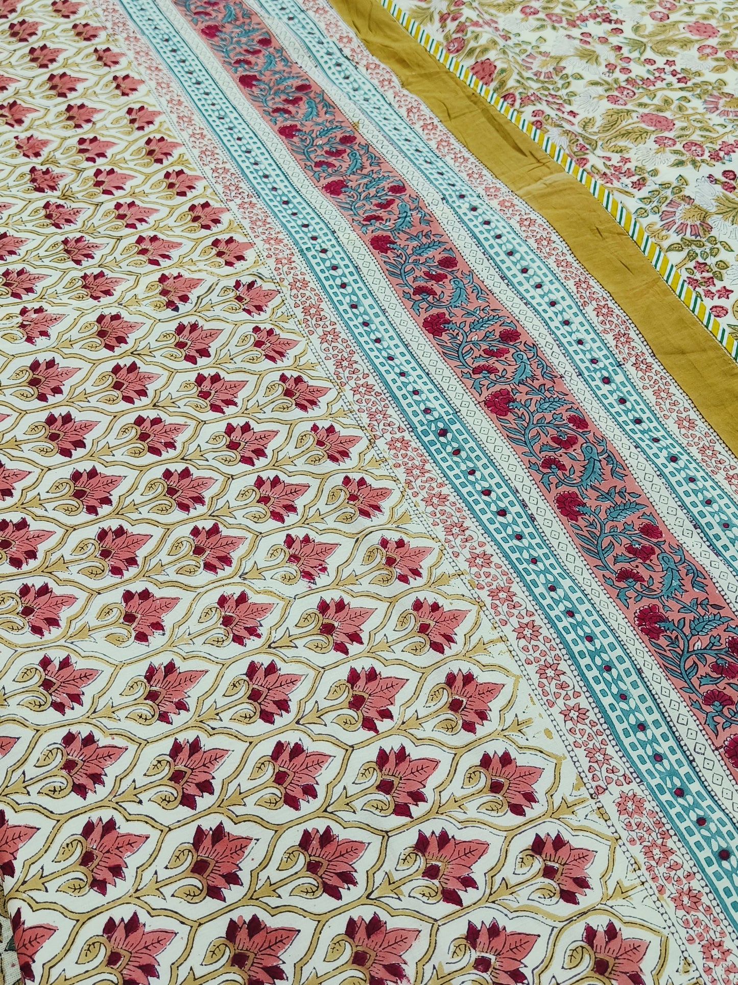 FRESH ARRIVAL Handblock Printed Premium Double Bed Dohars