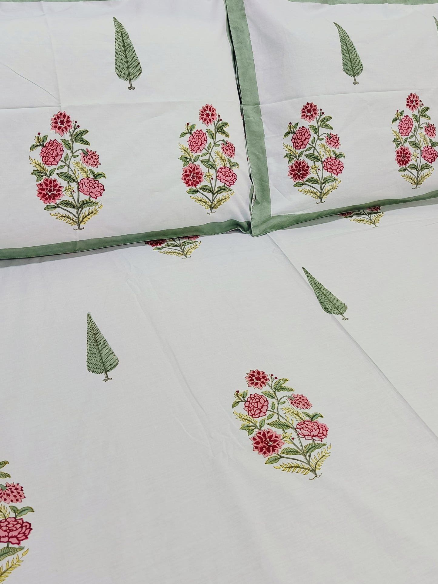 QUEEN Fitted Sheet
