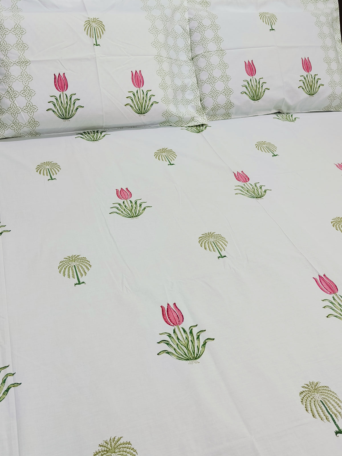 Bedsheet With King Size Pillow Cases