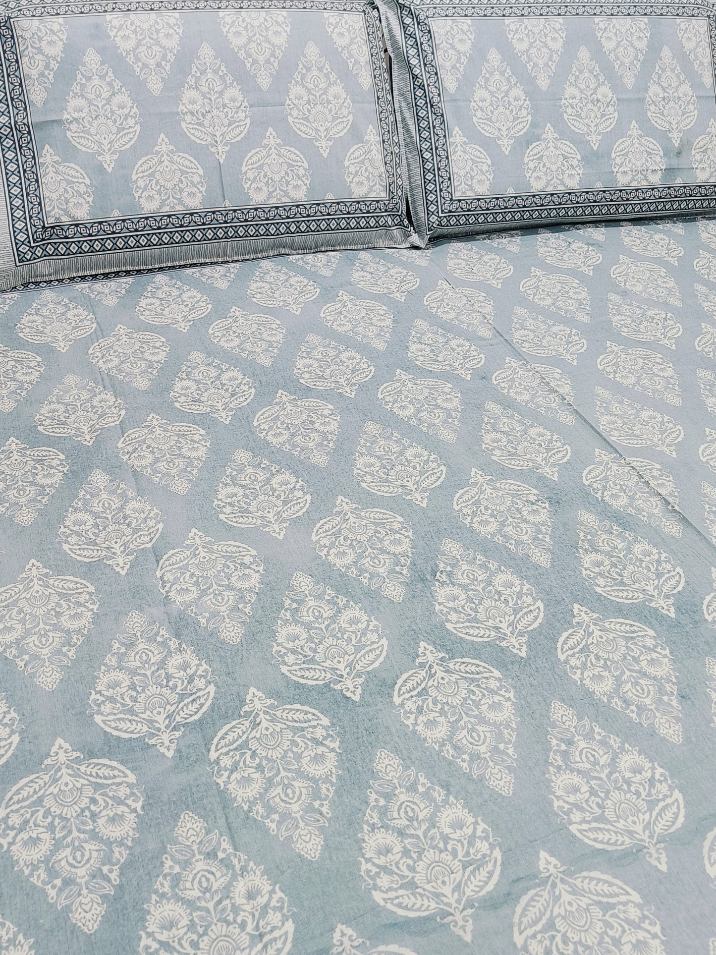 FRESH ARRIVAL! Floral Sadabahaar Bedsheets(Dispatch Time 24 Hours)