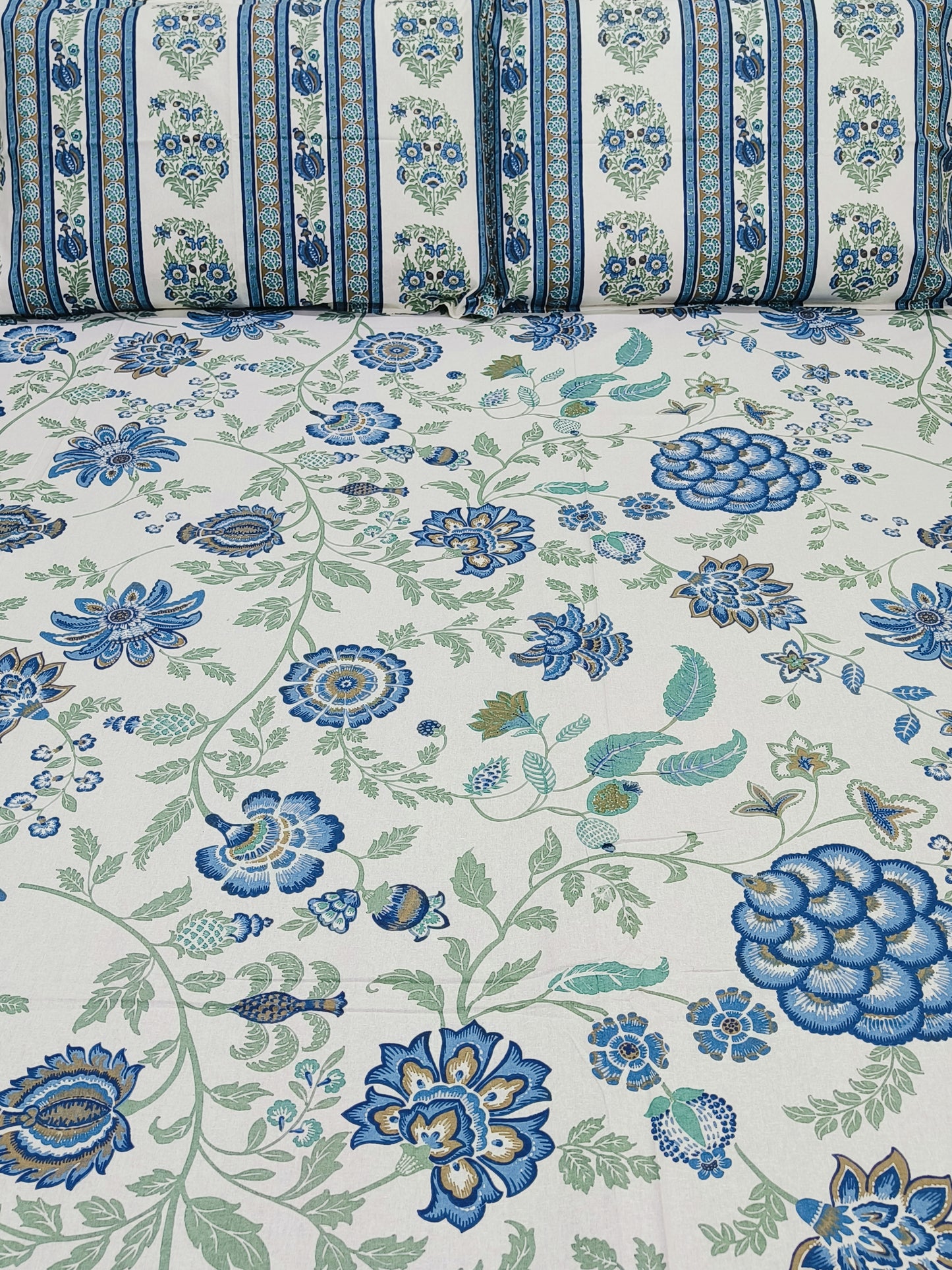 FRESH ARRIVAL! Floral Sadabahaar Bedsheets(Dispatch Time 24 Hours)