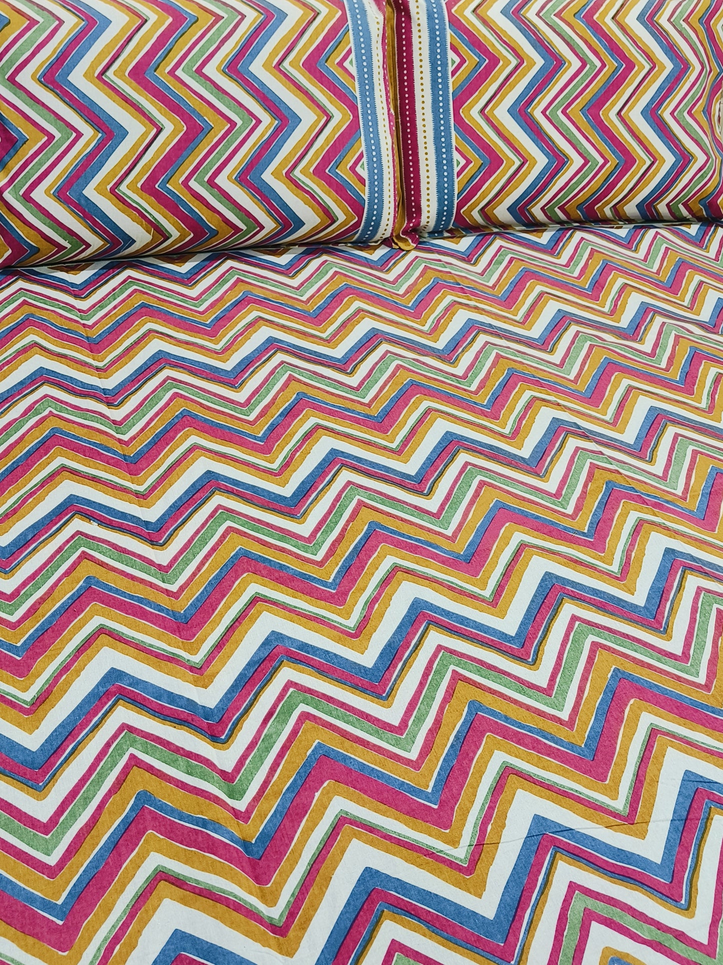 FRESH ARRIVAL! Floral Sadabahaar Bedsheets(Dispatch Time 24 Hours)