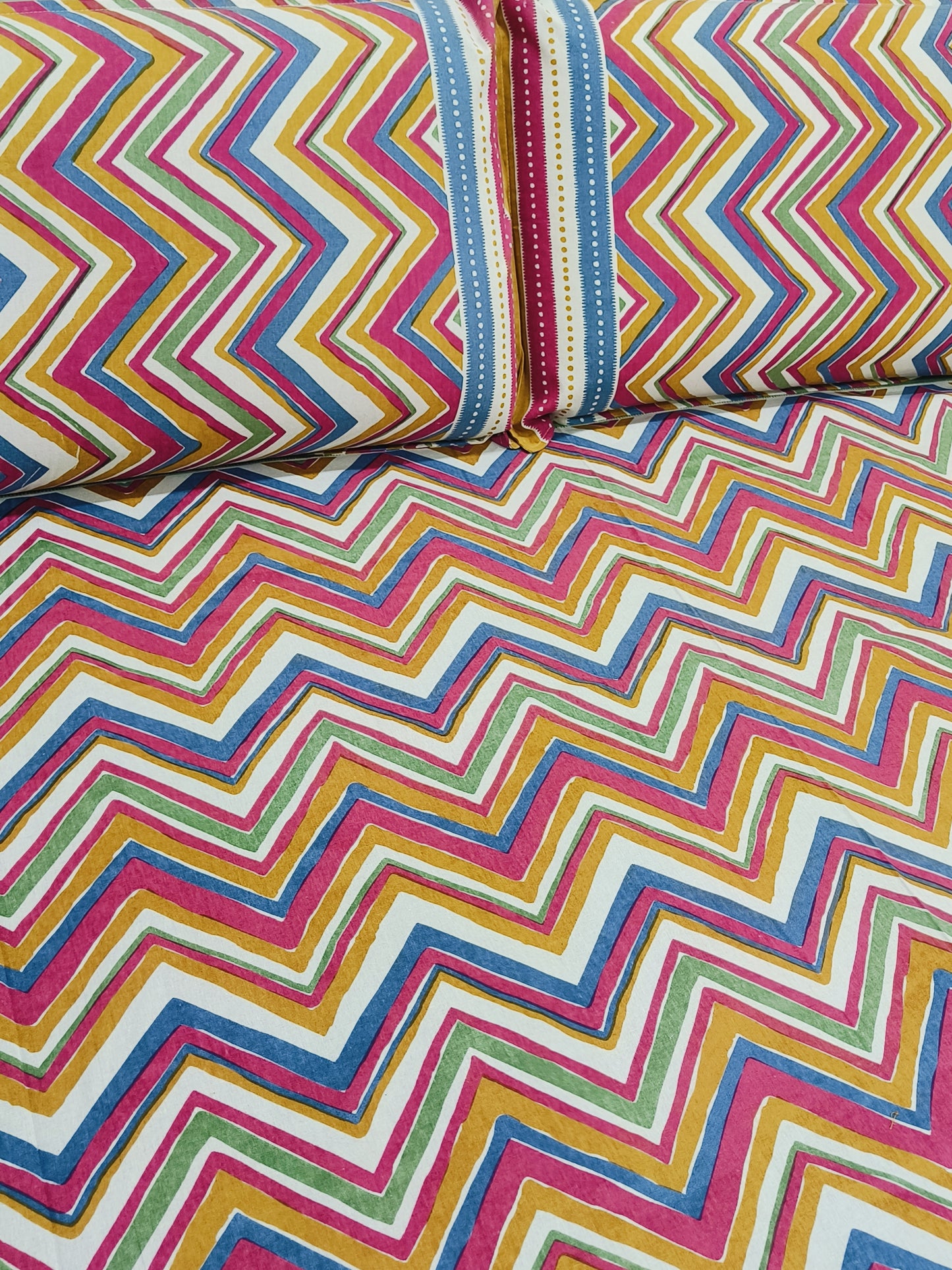 FRESH ARRIVAL! Floral Sadabahaar Bedsheets(Dispatch Time 24 Hours)
