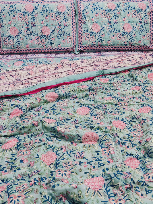 Bedding Sets with Quilts
