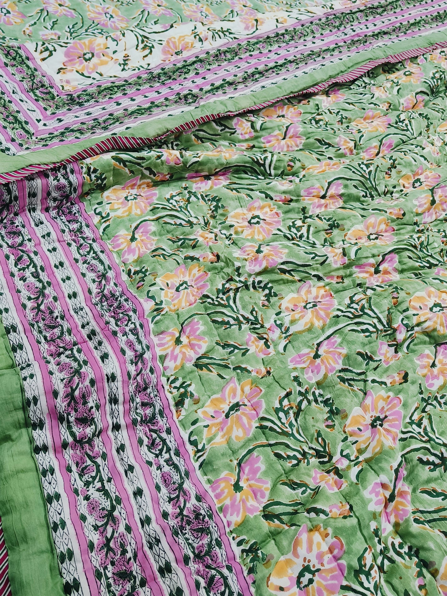 FRESH ARRIVAL Quilts (Double Bed)