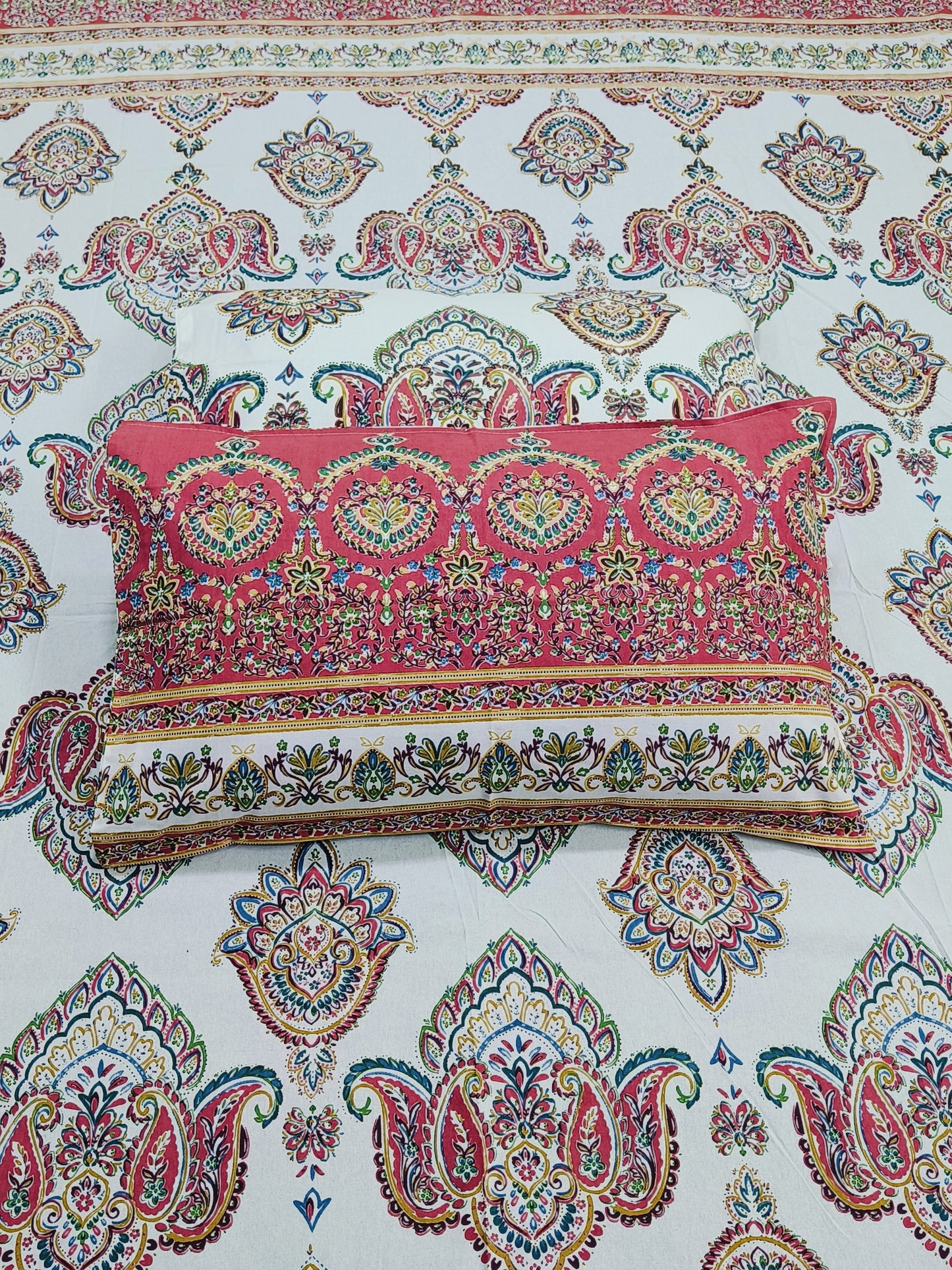 FRESH ARRIVALS Gulbahaar King Size Bedsheets(Dispatch Time 24 Hours)