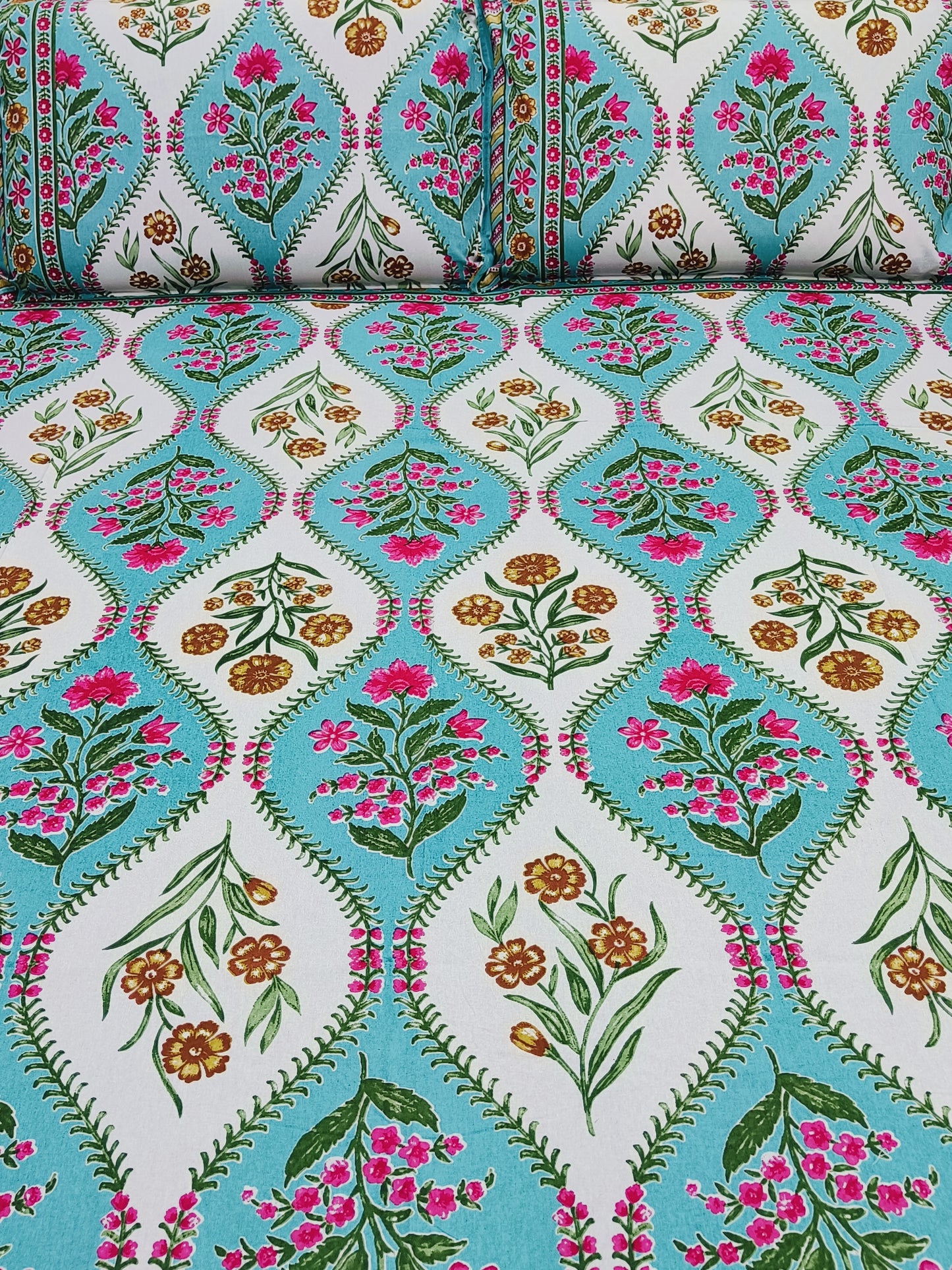 FRESH ARRIVALS Gulbahaar King Size Bedsheets(Dispatch Time 24 Hours)