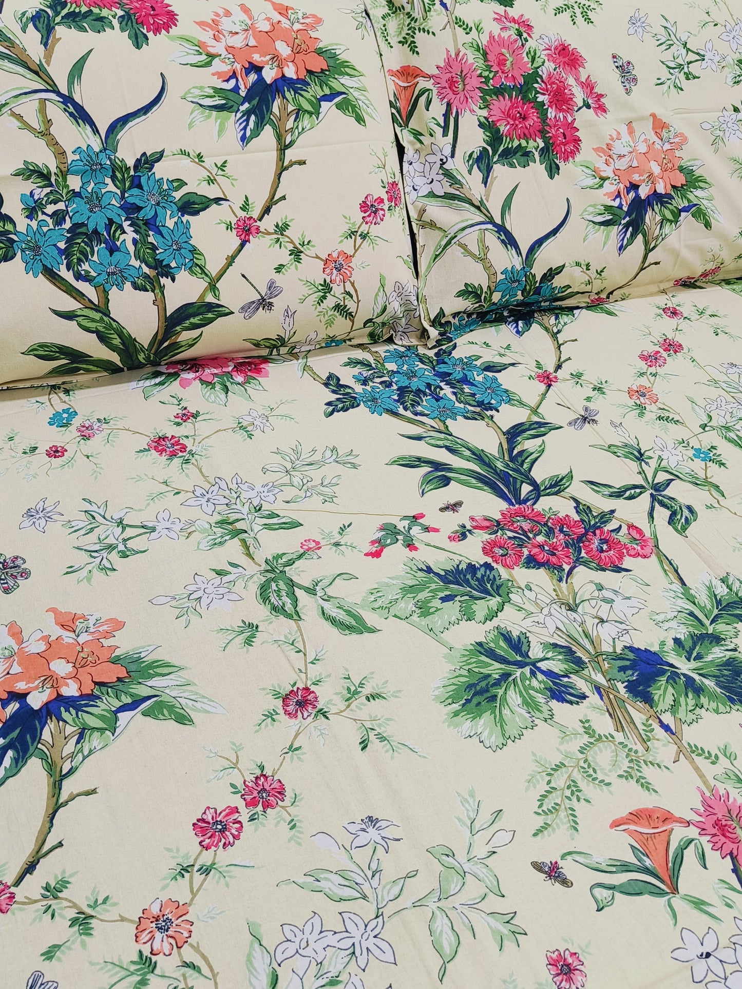 FRESH ARRIVALS Gulbahaar King Size Bedsheets(Dispatch Time 24 Hours)