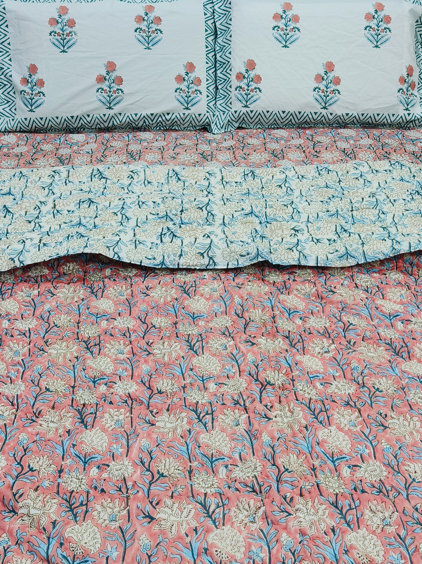 Bedding Sets with Quilts
