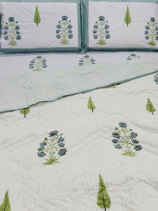 Bedding Sets with Quilts
