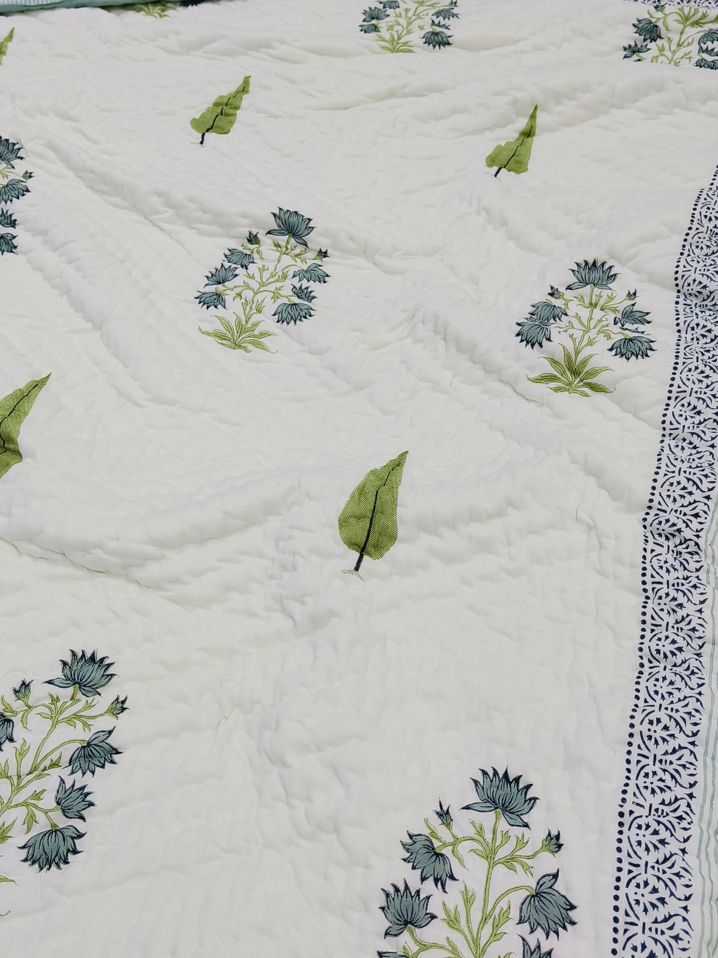 FRESH ARRIVAL Quilts (Double Bed)