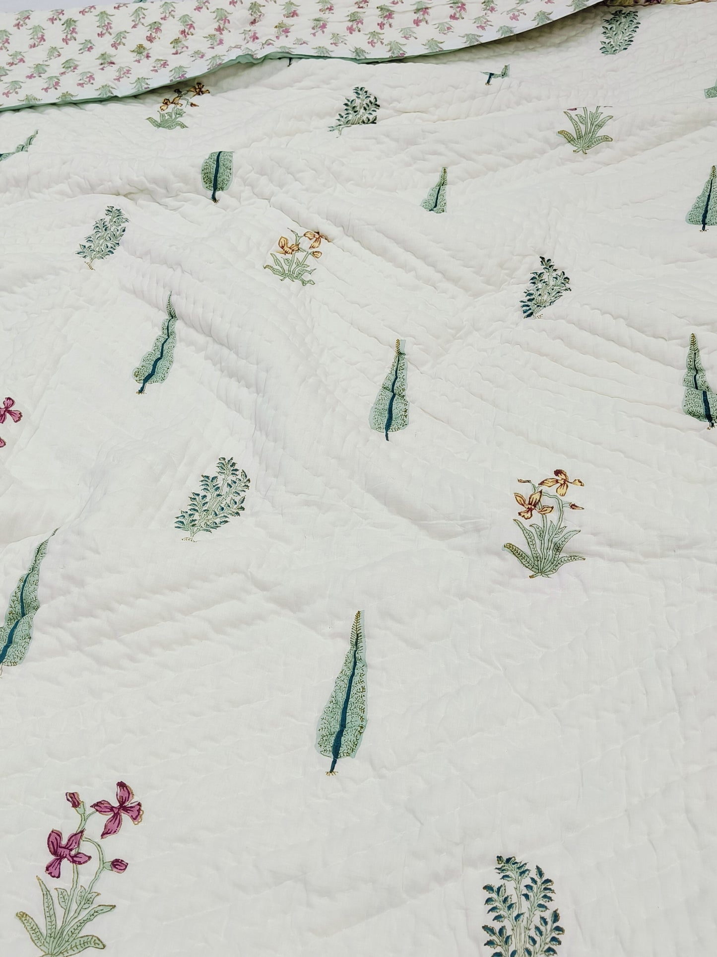 FRESH ARRIVAL Quilts (Double Bed)