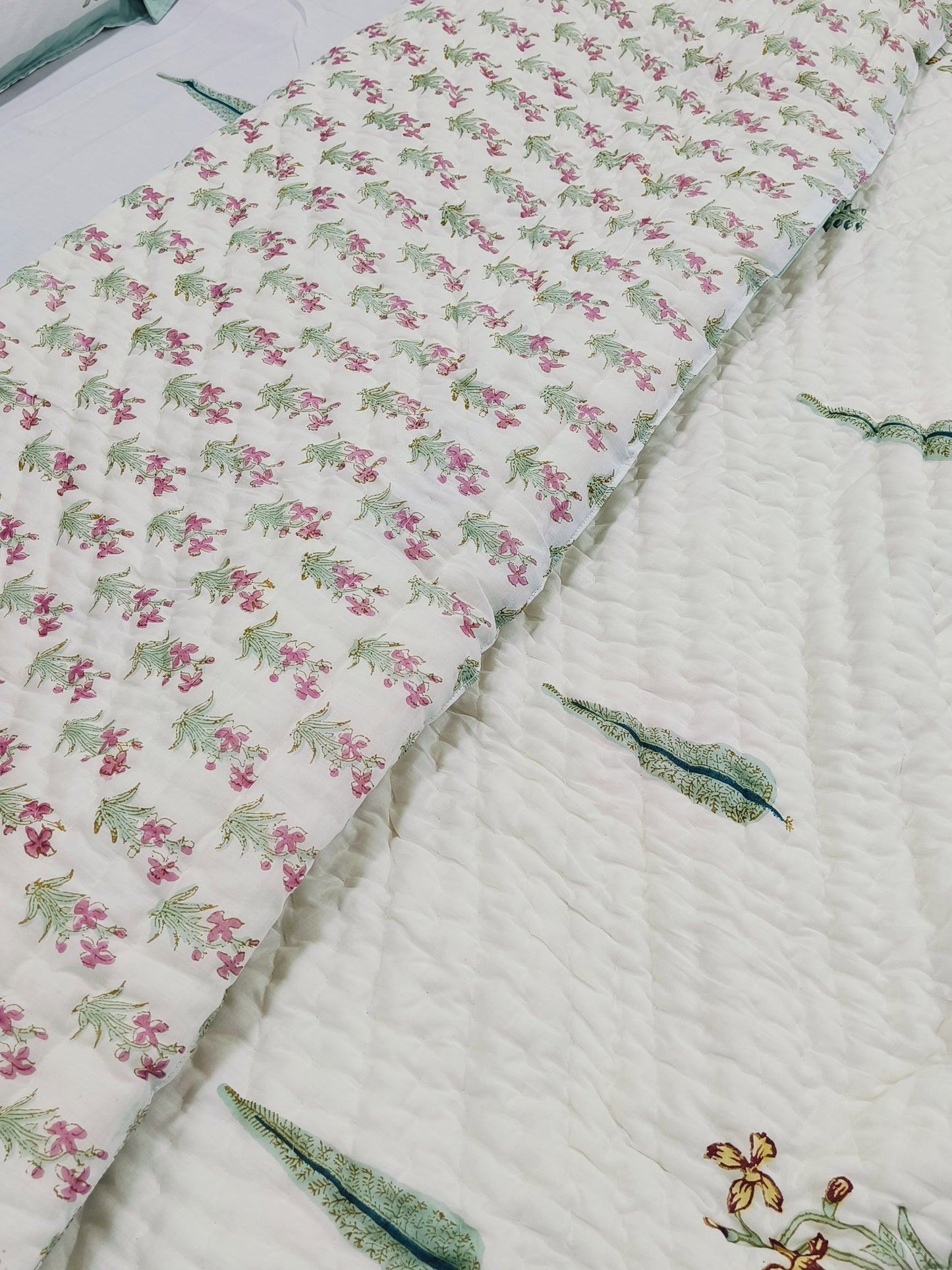 FRESH ARRIVAL Quilts (Double Bed)