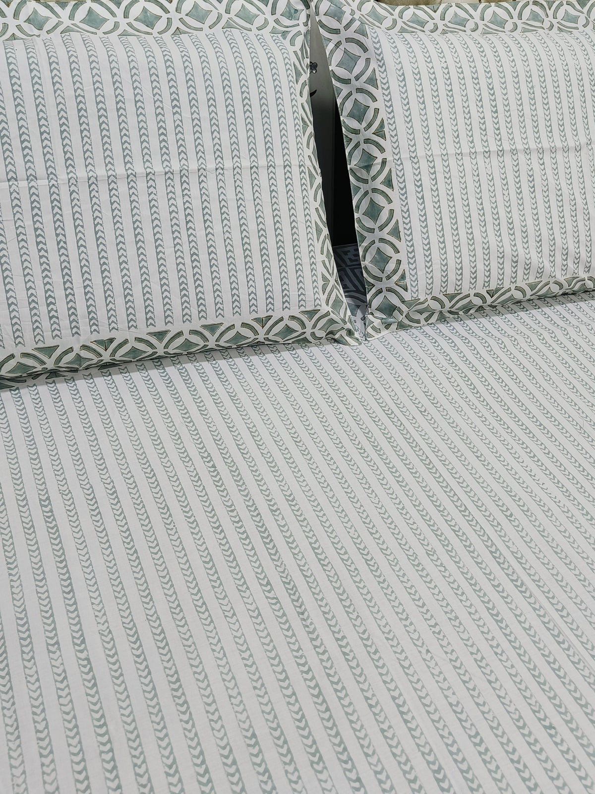 QUEEN Fitted Sheet