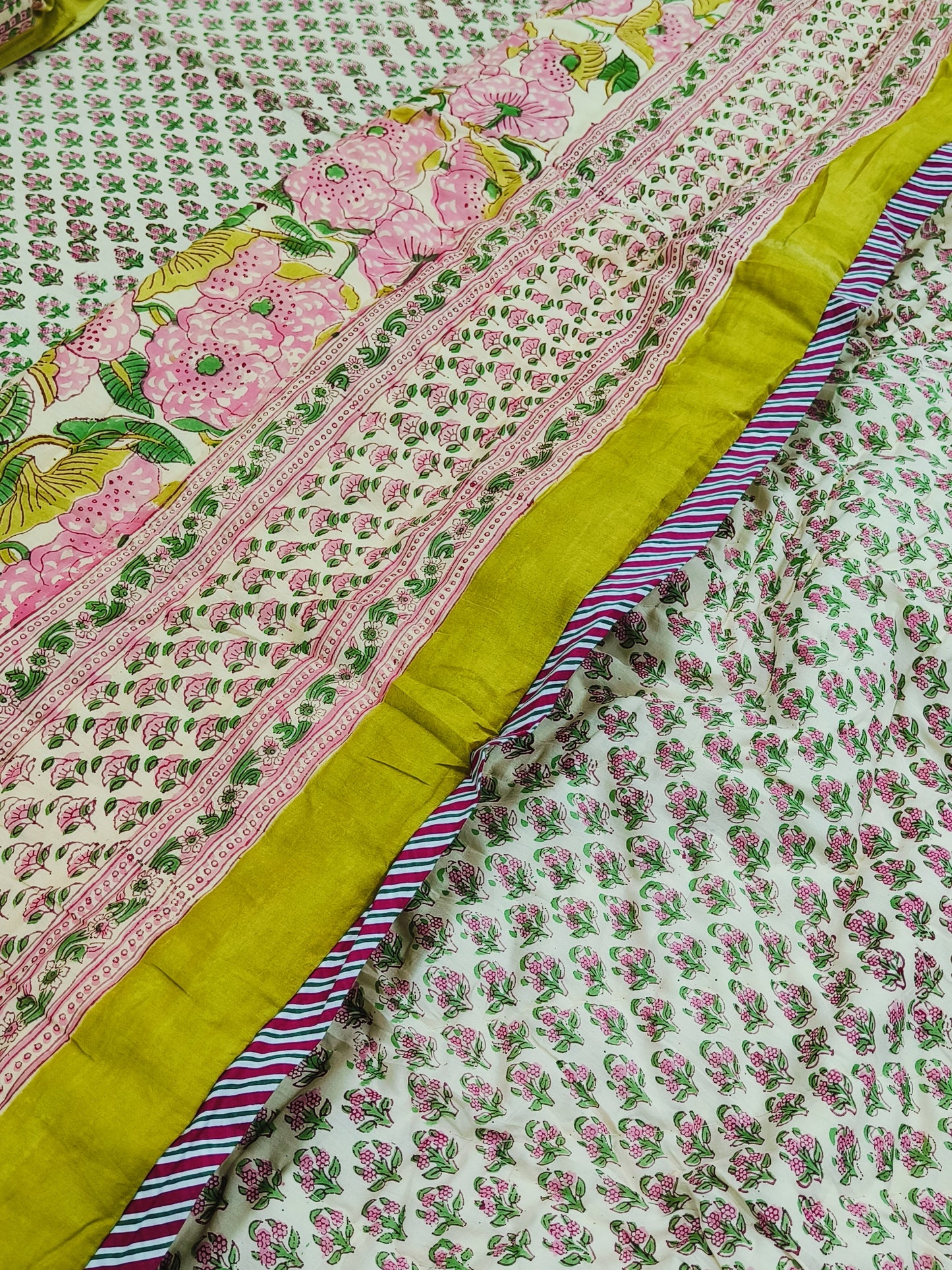 FRESH ARRIVAL Quilts (Double Bed)