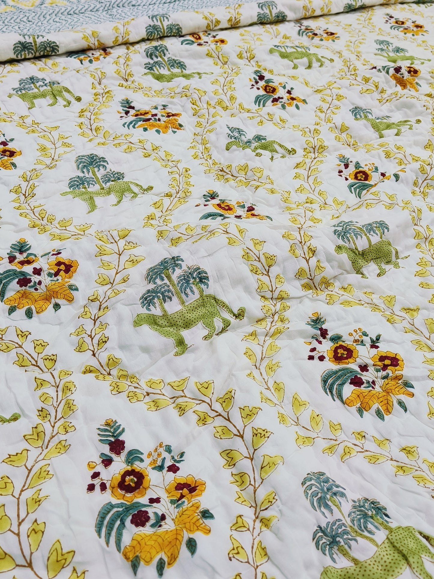 FRESH ARRIVAL Quilts (Double Bed)